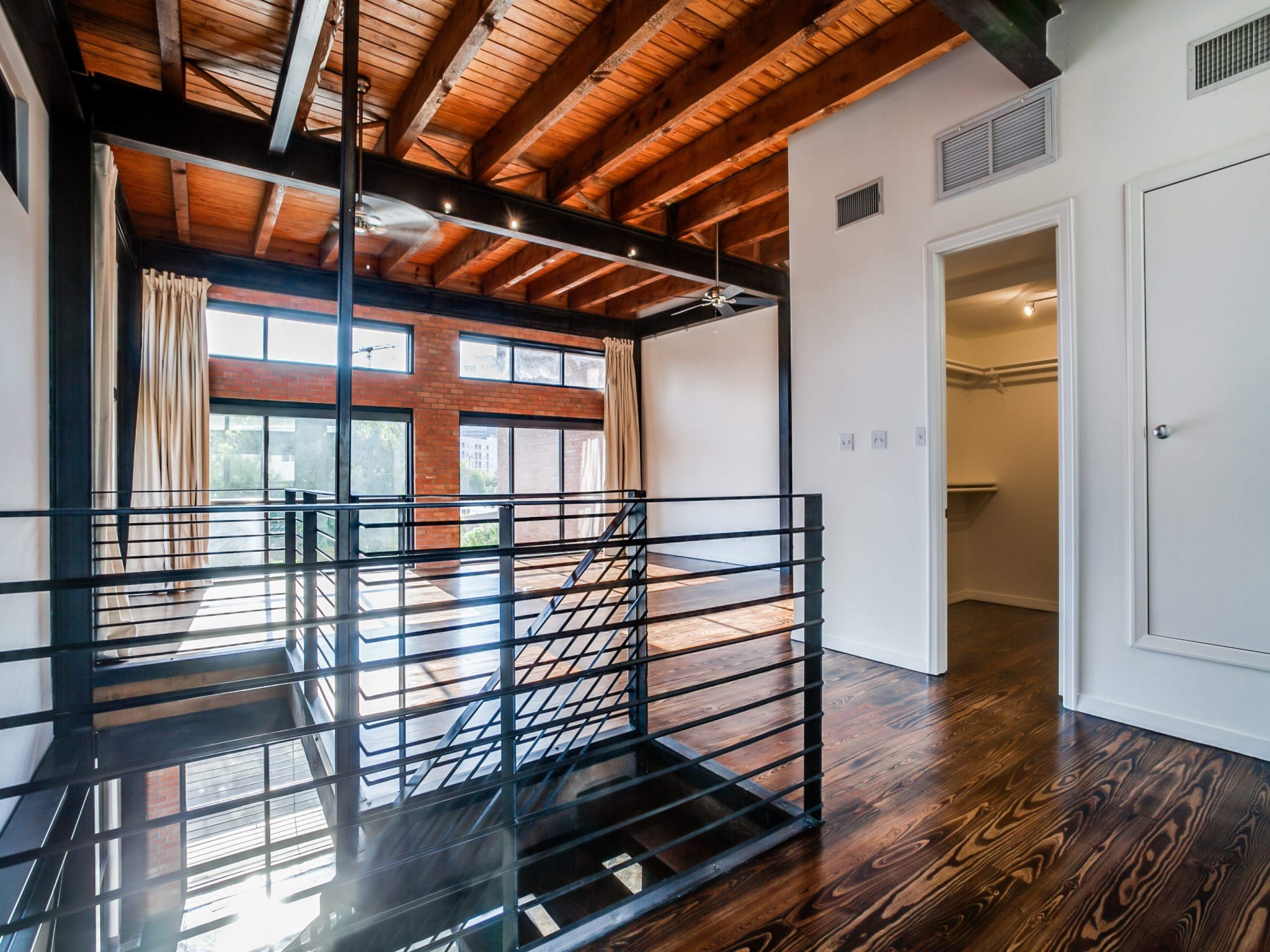 2915 Magnolia Hill