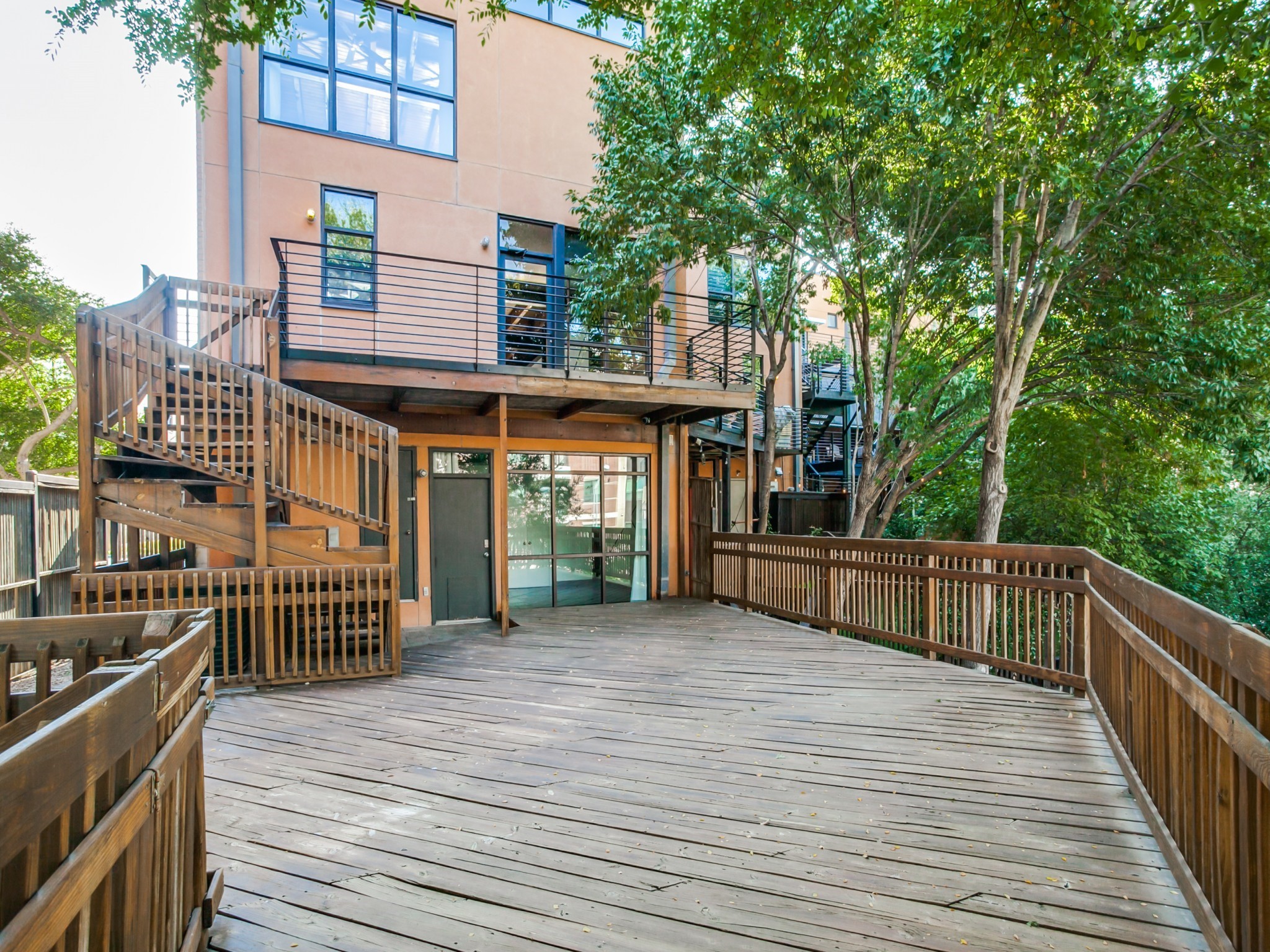 2915 Magnolia Hill