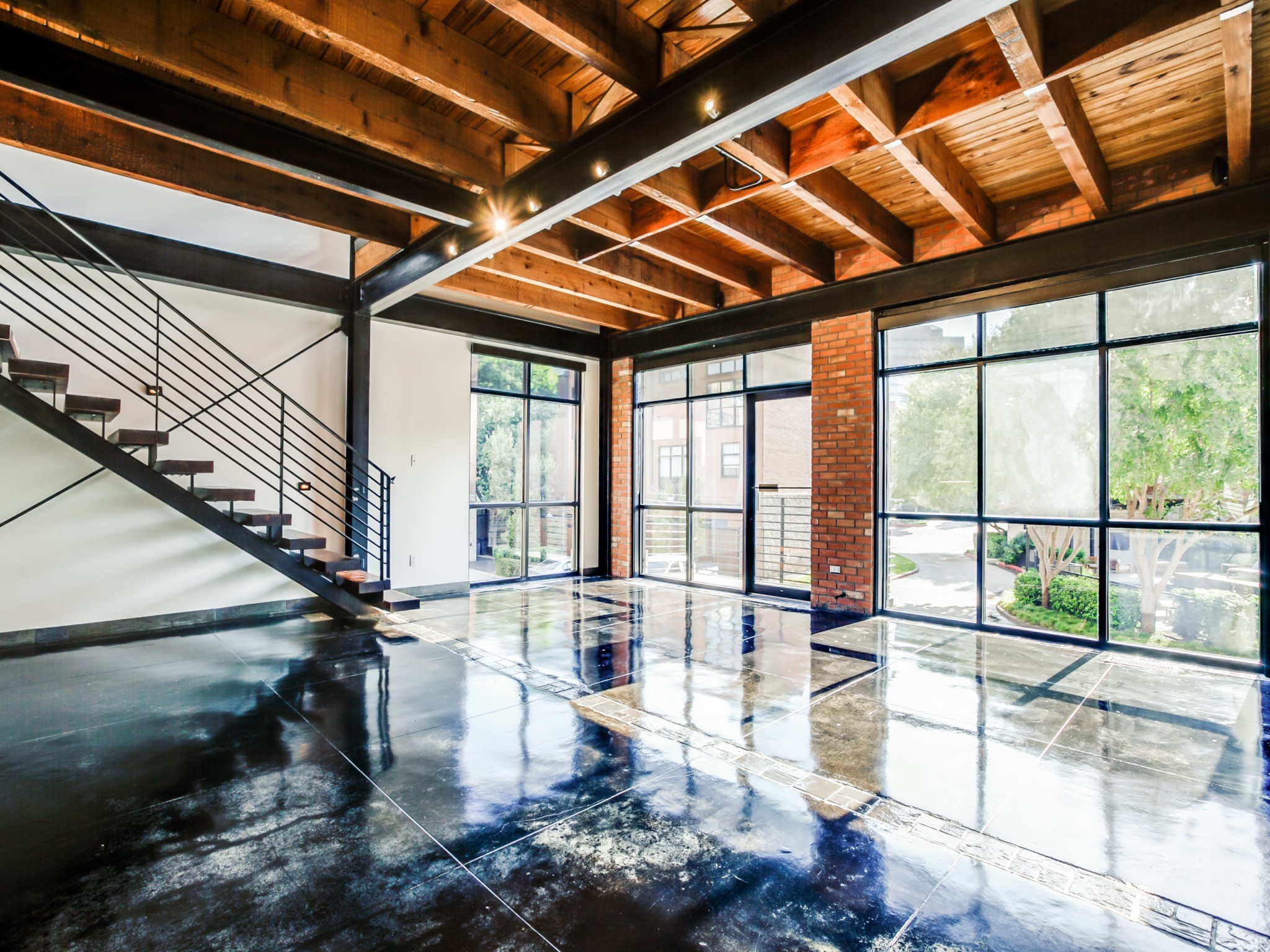 2915 Magnolia Hill