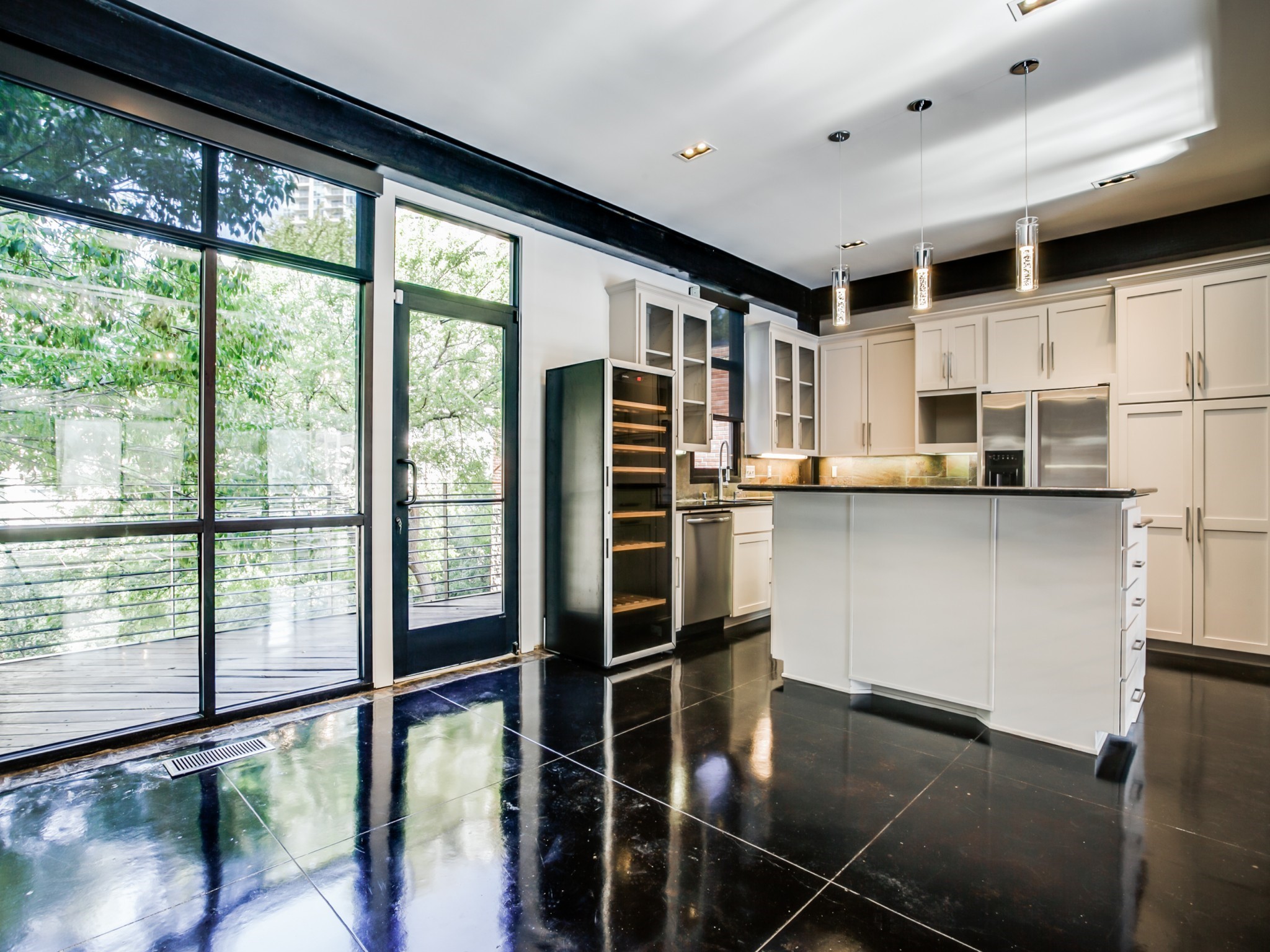 2915 Magnolia Hill