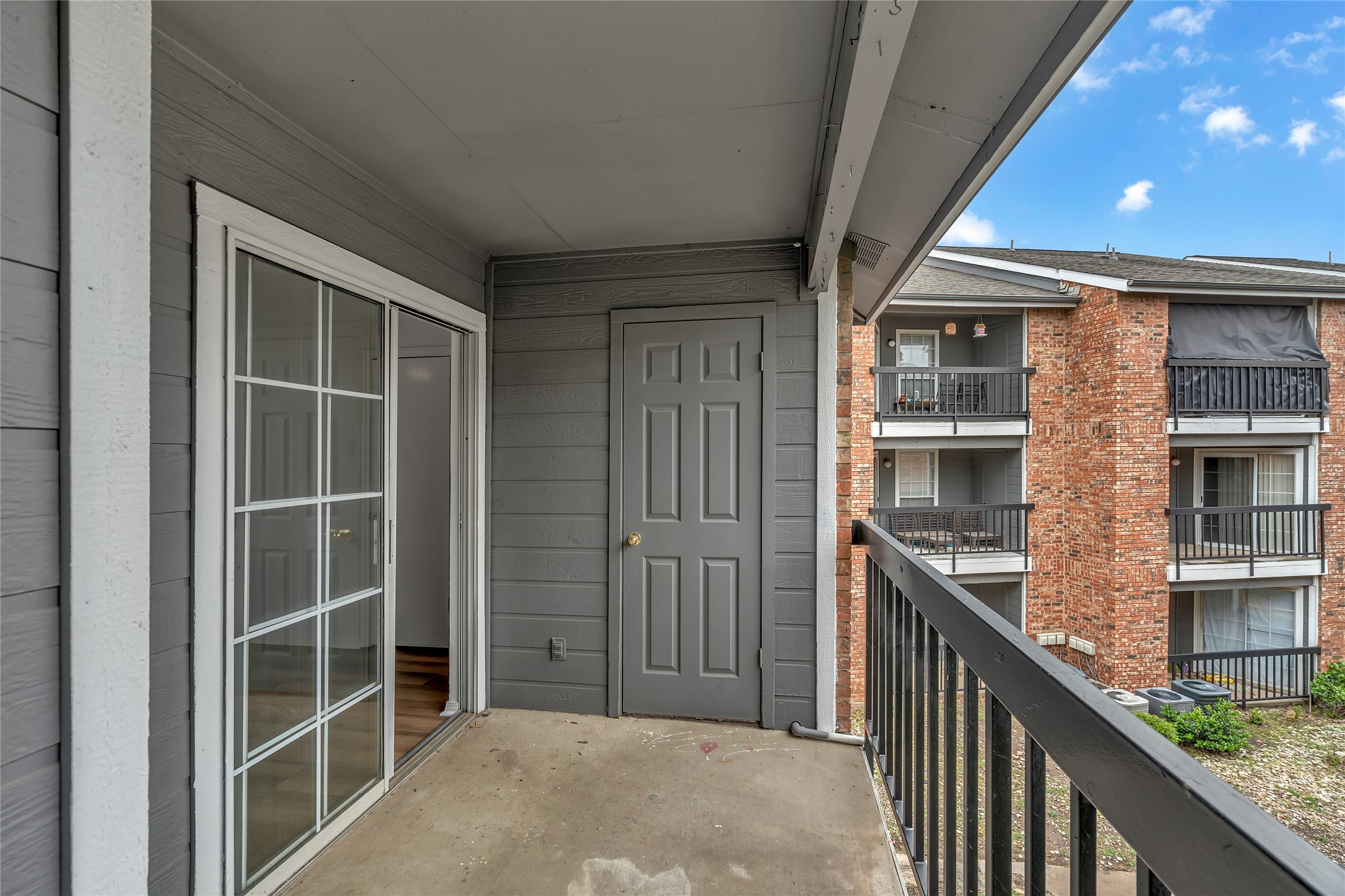 18333 Roehampton Drive 527