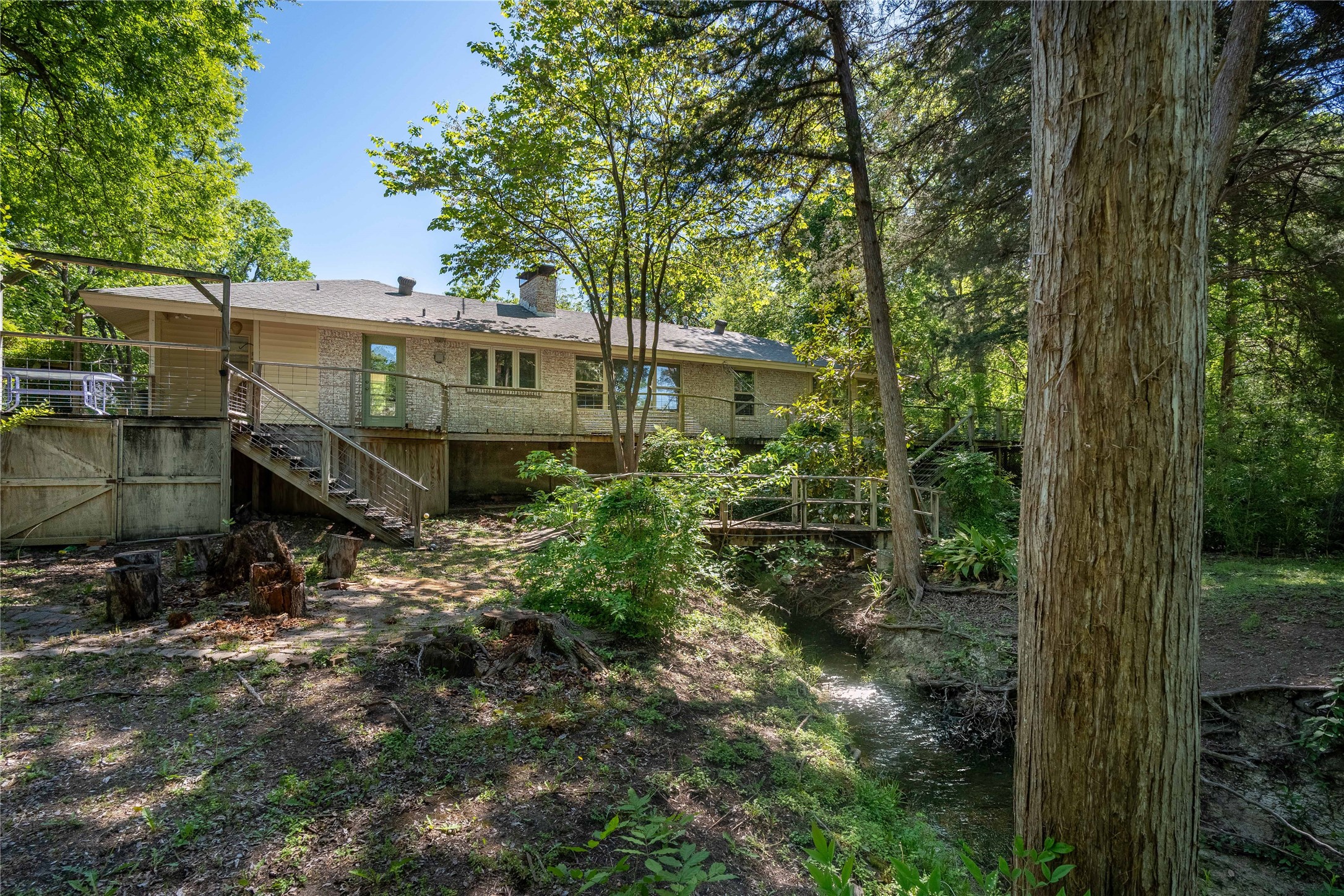 1523 San Saba Drive