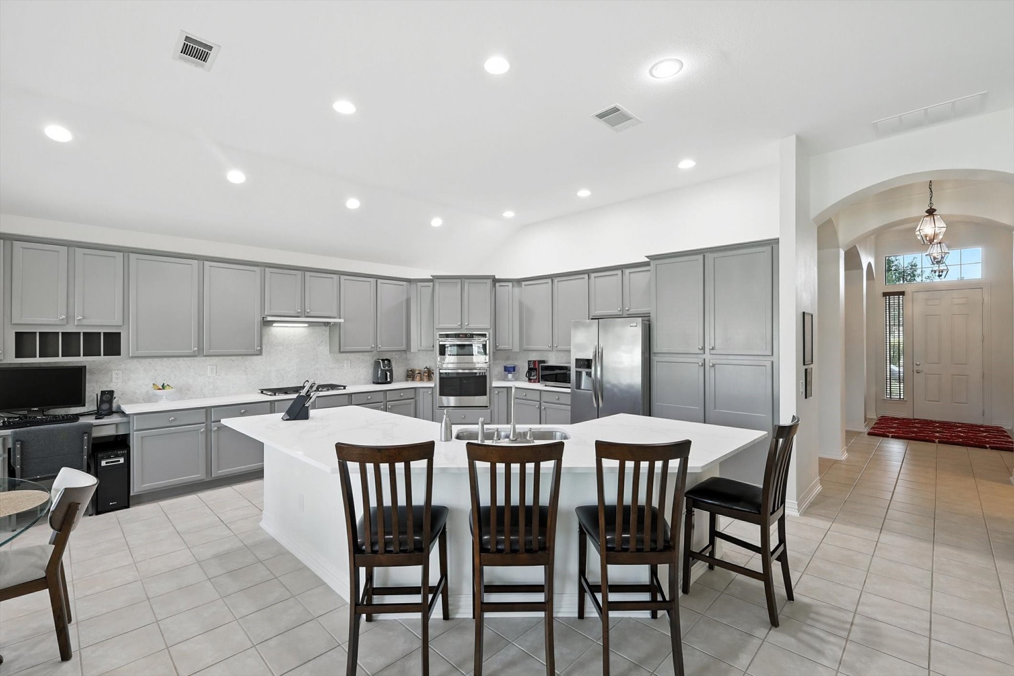 9104 Kingston Drive