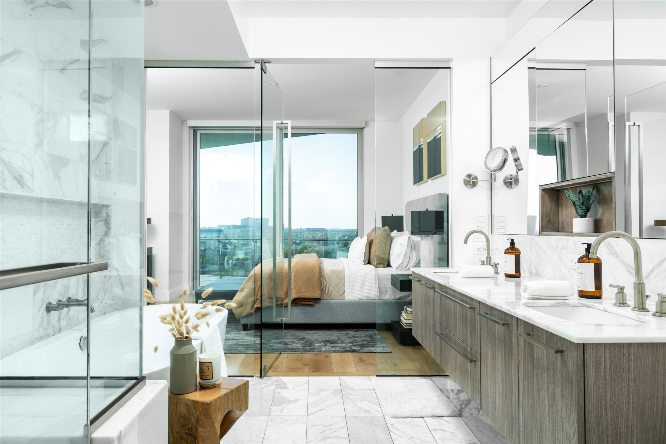 3130 N Harwood Street 903