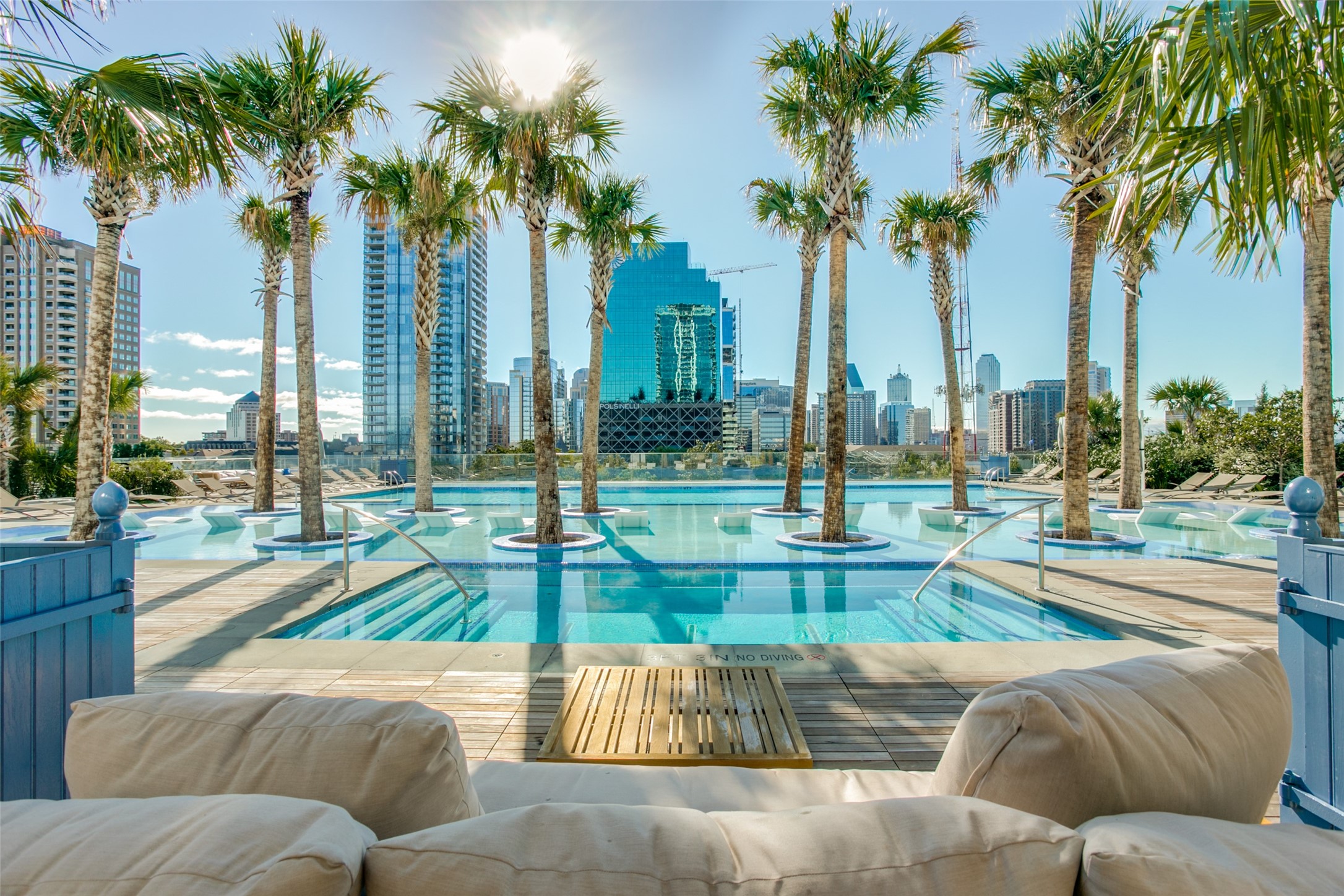 3130 N Harwood Street 903