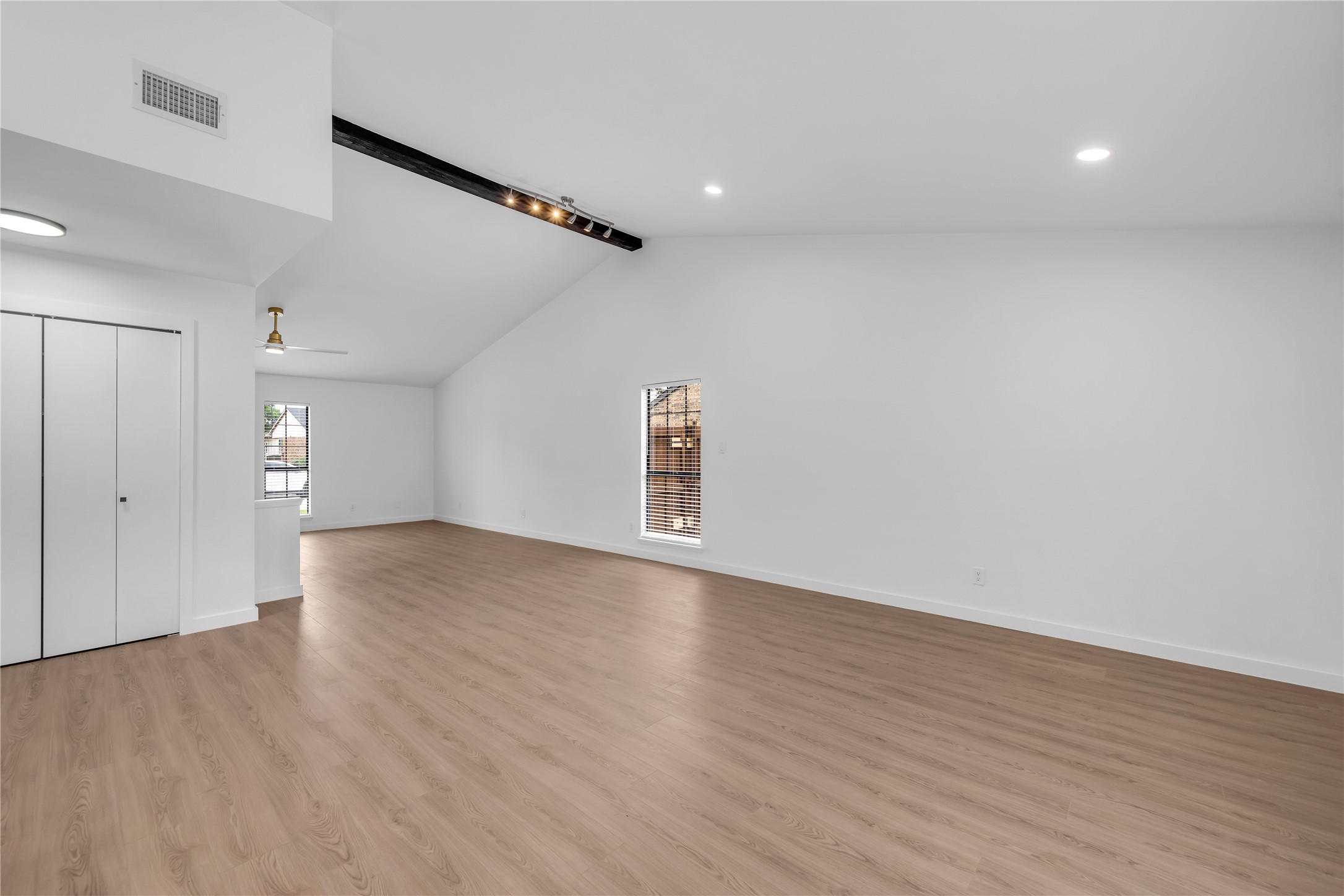 808 Warwick Drive