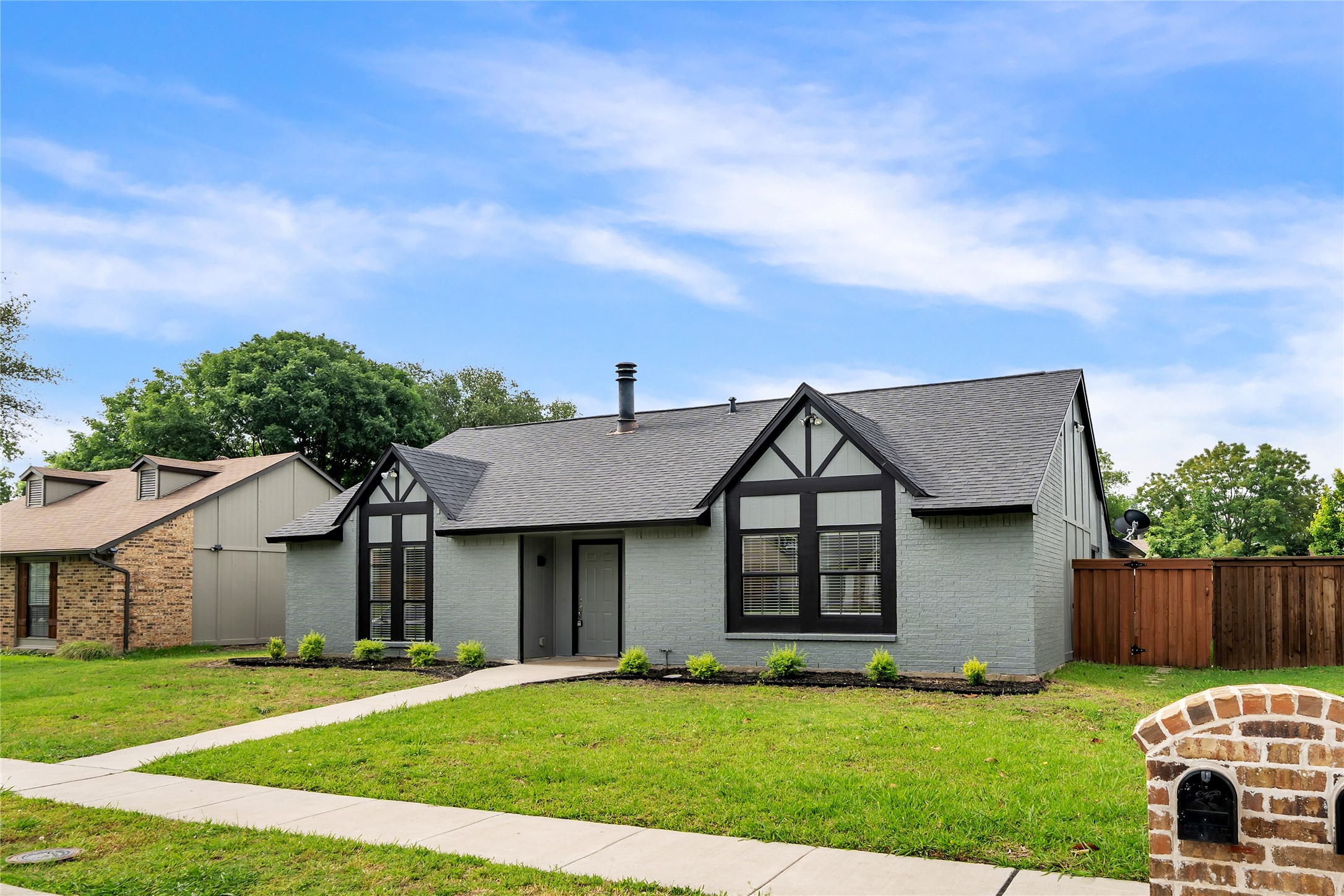 808 Warwick Drive