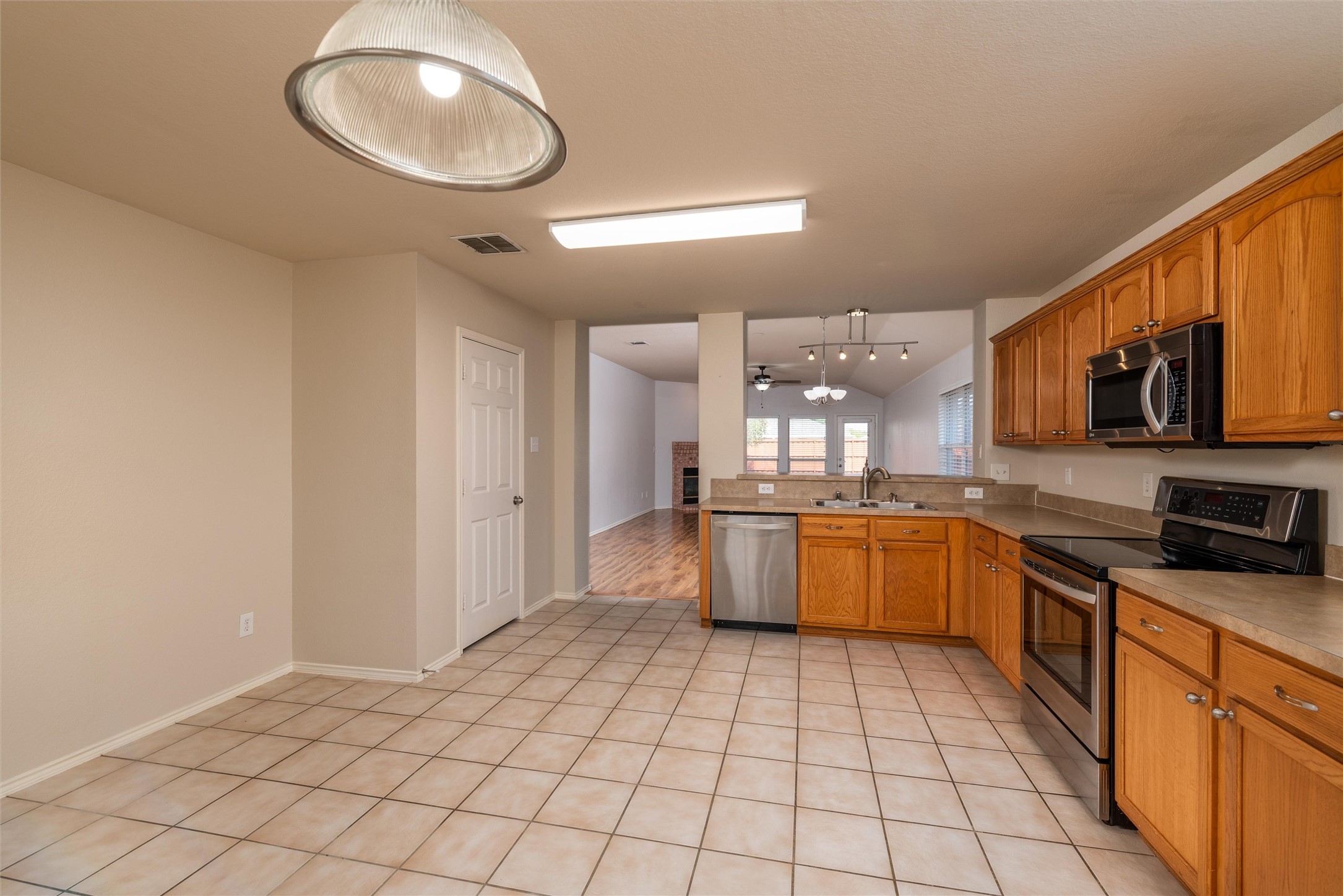 3992 Cherry Ridge Drive