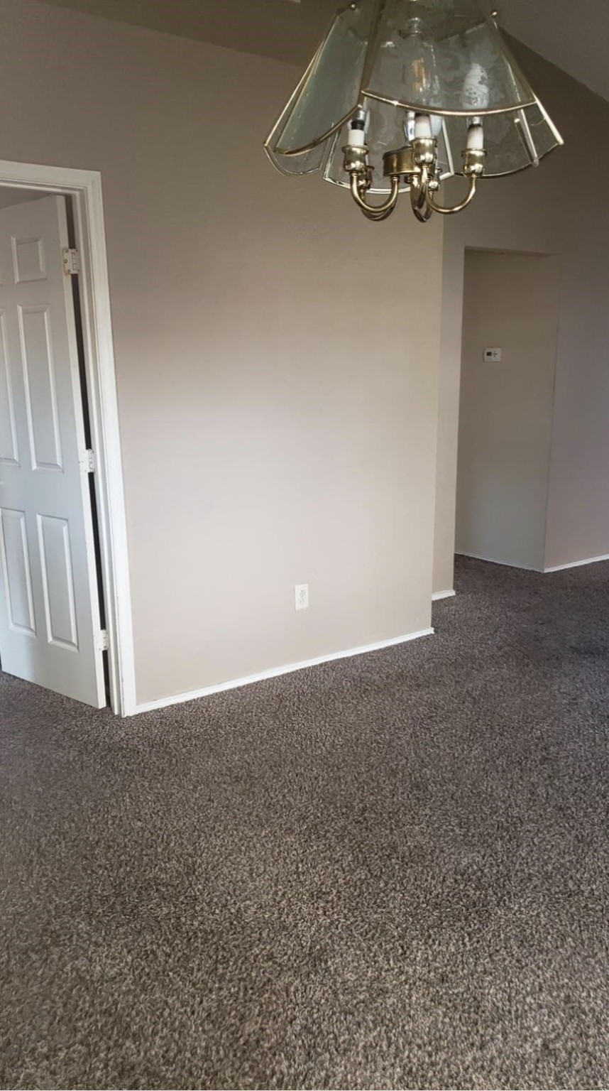 2412 Country Hollow Lane