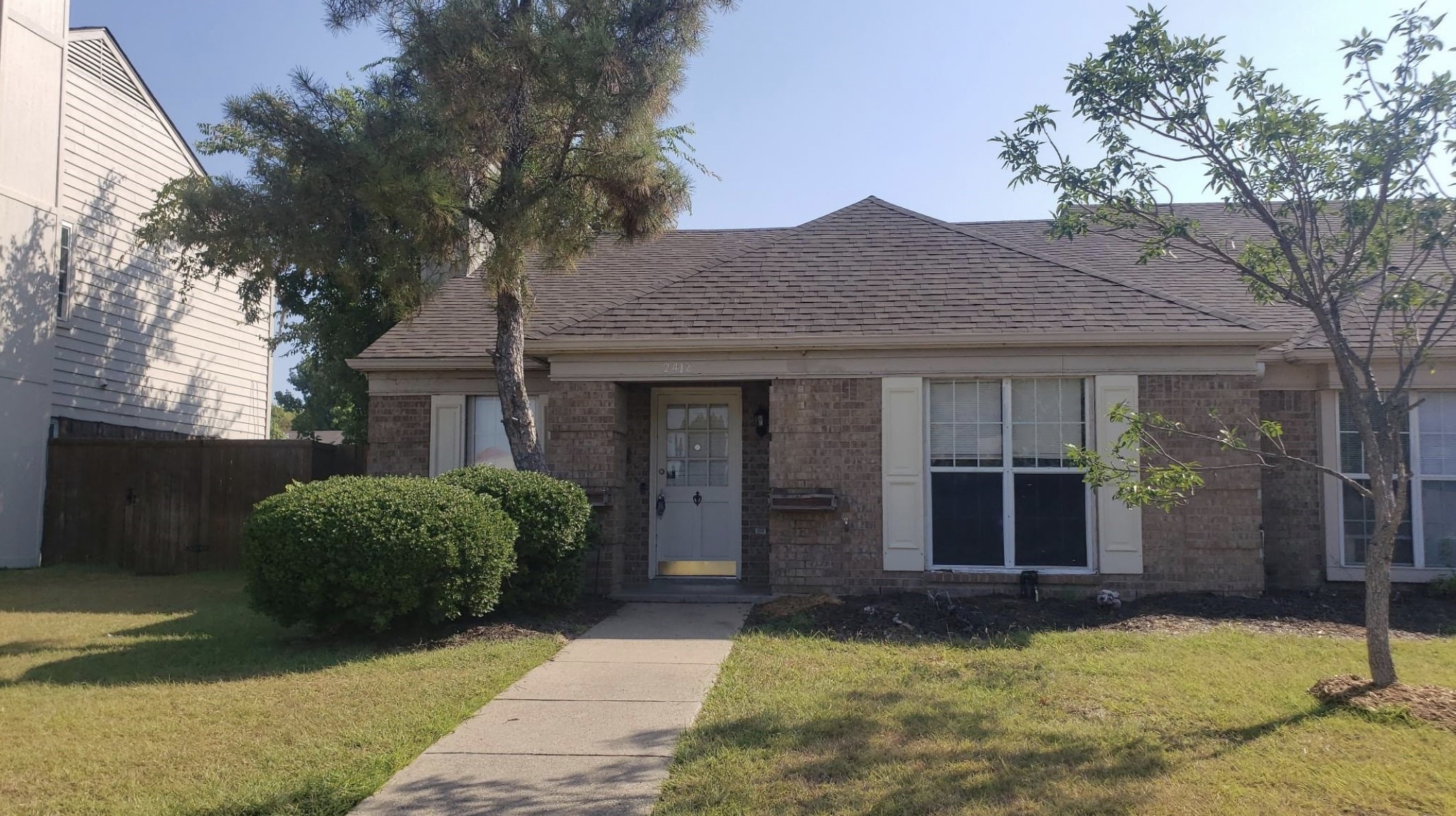 2412 Country Hollow Lane