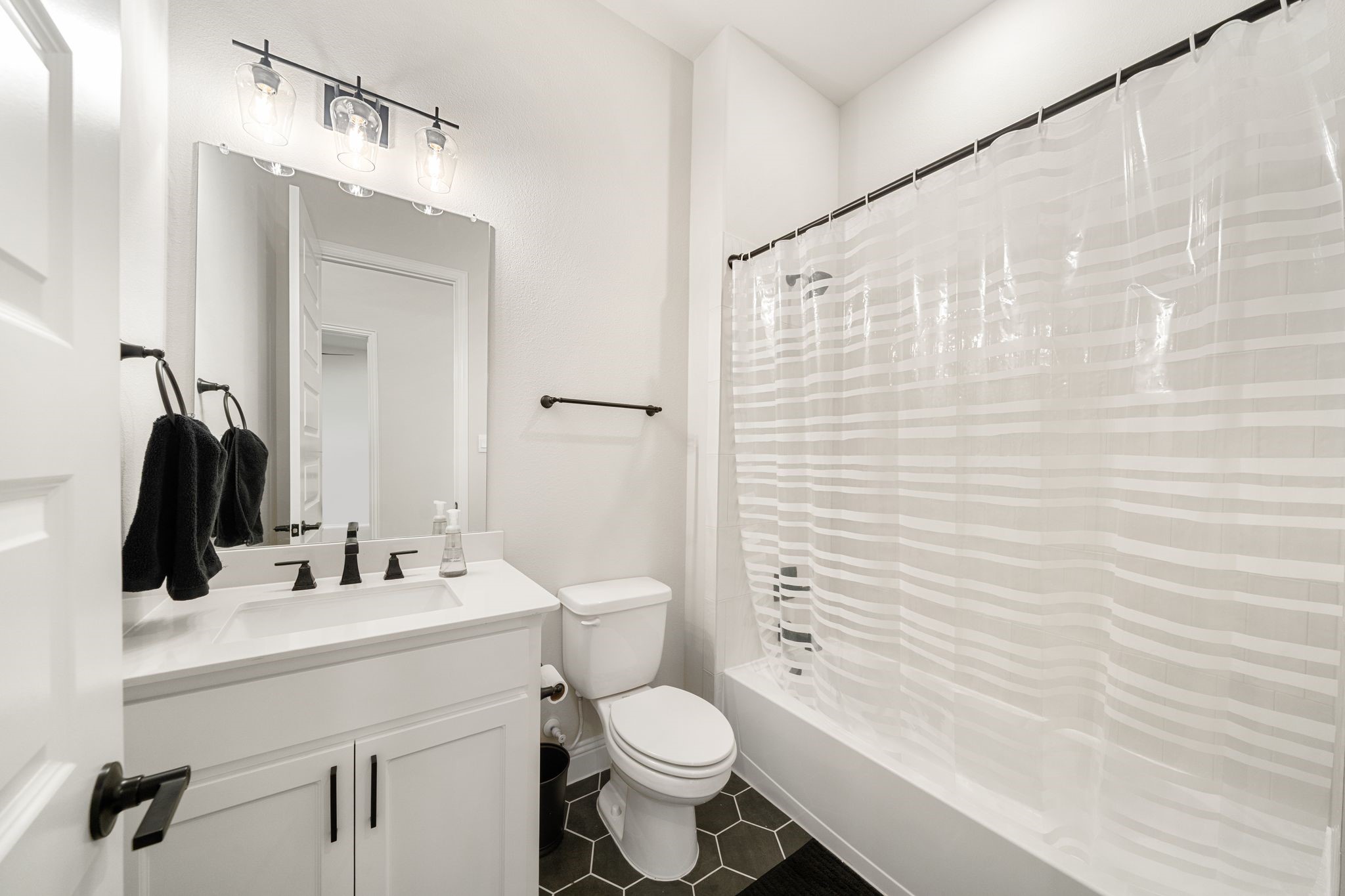 2300 Fairwater Mews