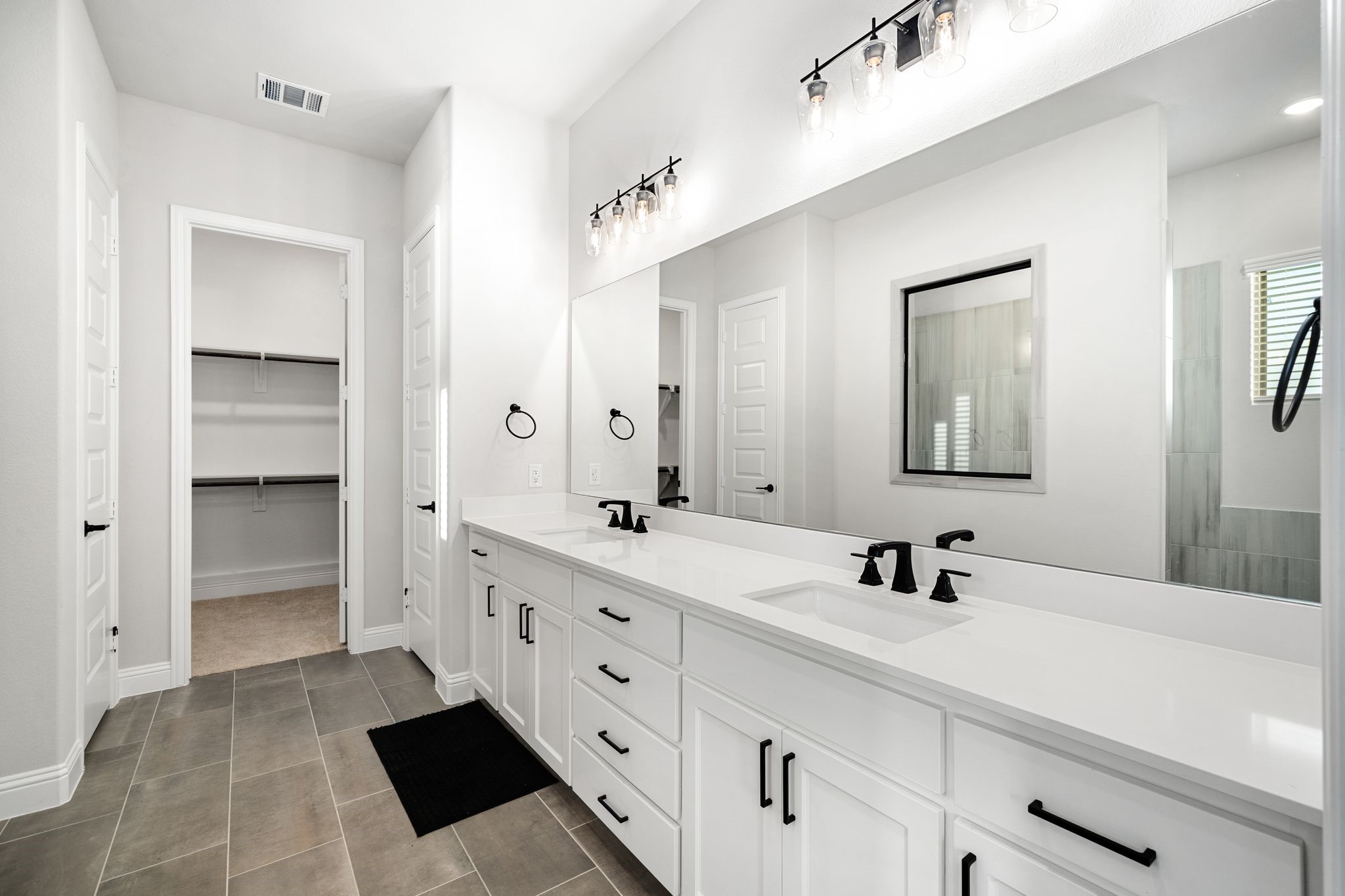 2300 Fairwater Mews