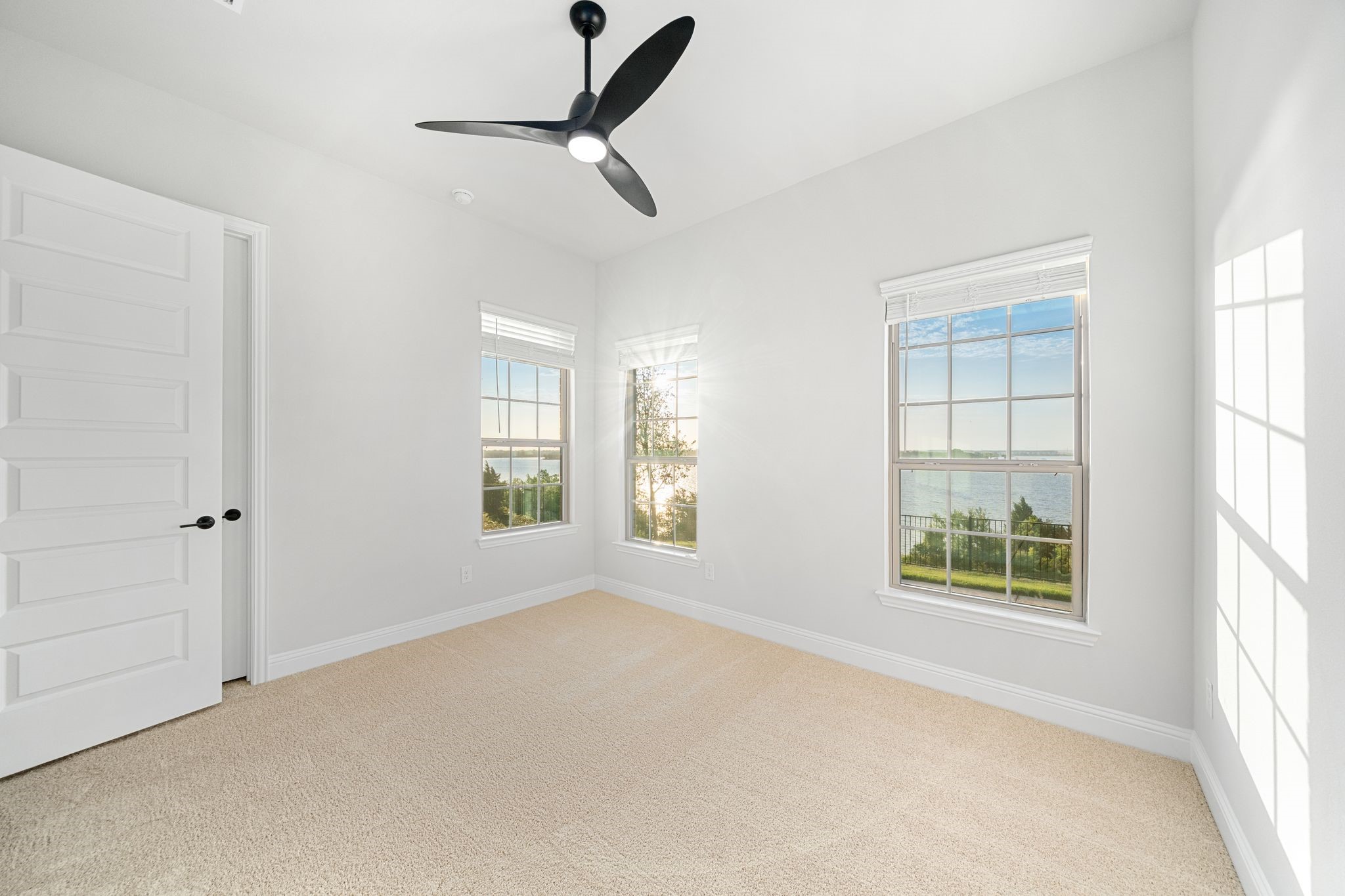 2300 Fairwater Mews
