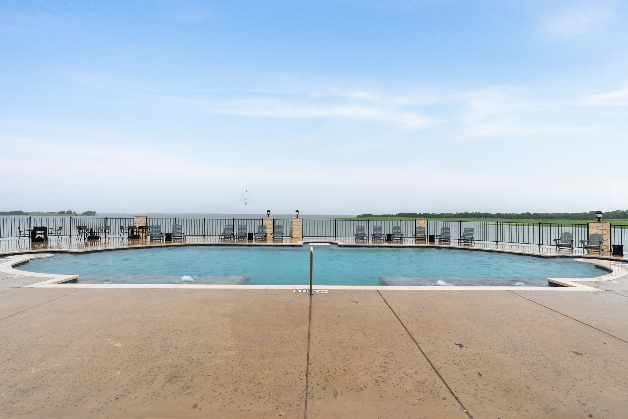 380 Harborside Terrace
