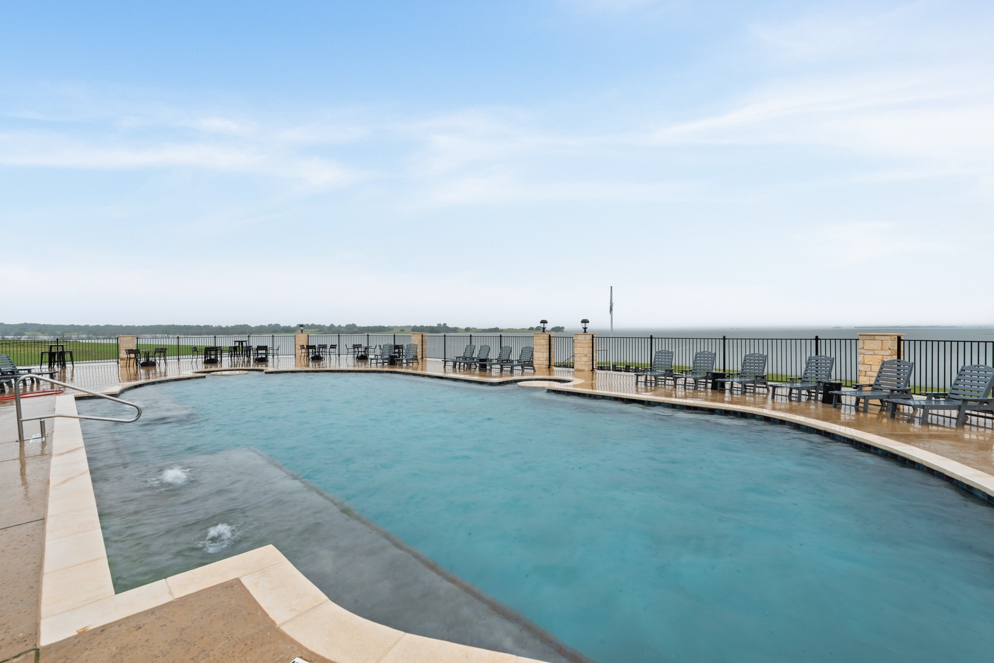380 Harborside Terrace