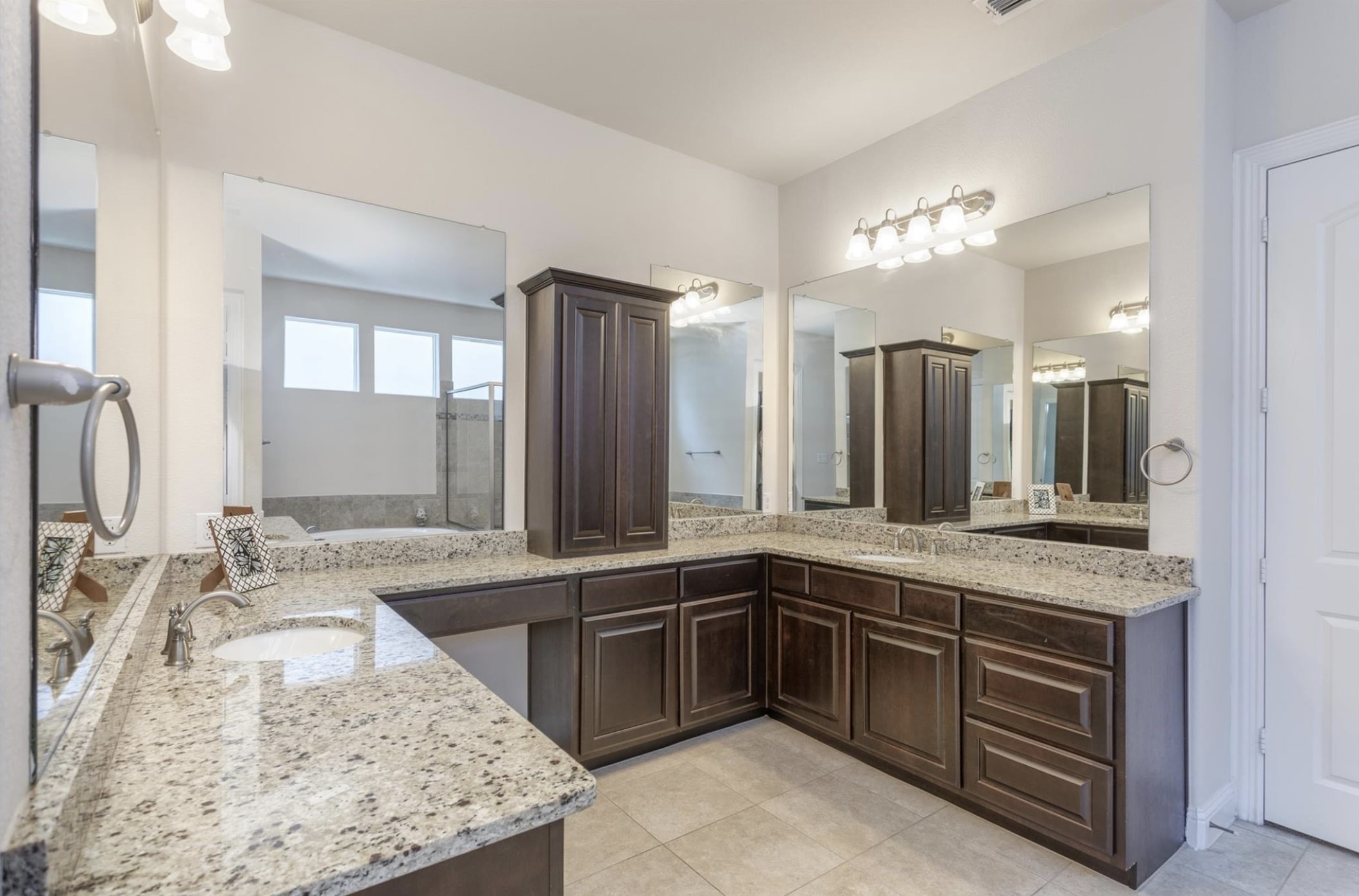 2541 Cladding Drive