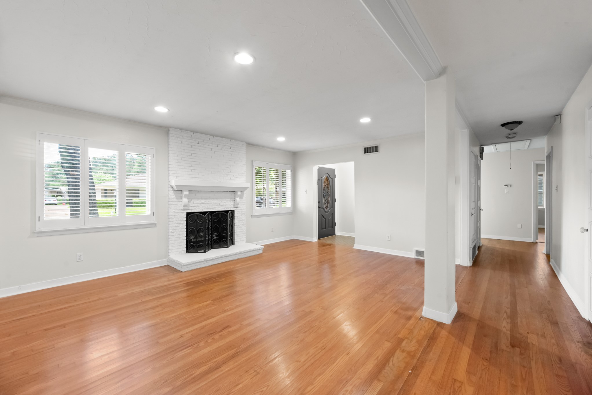7405 Fenton Drive