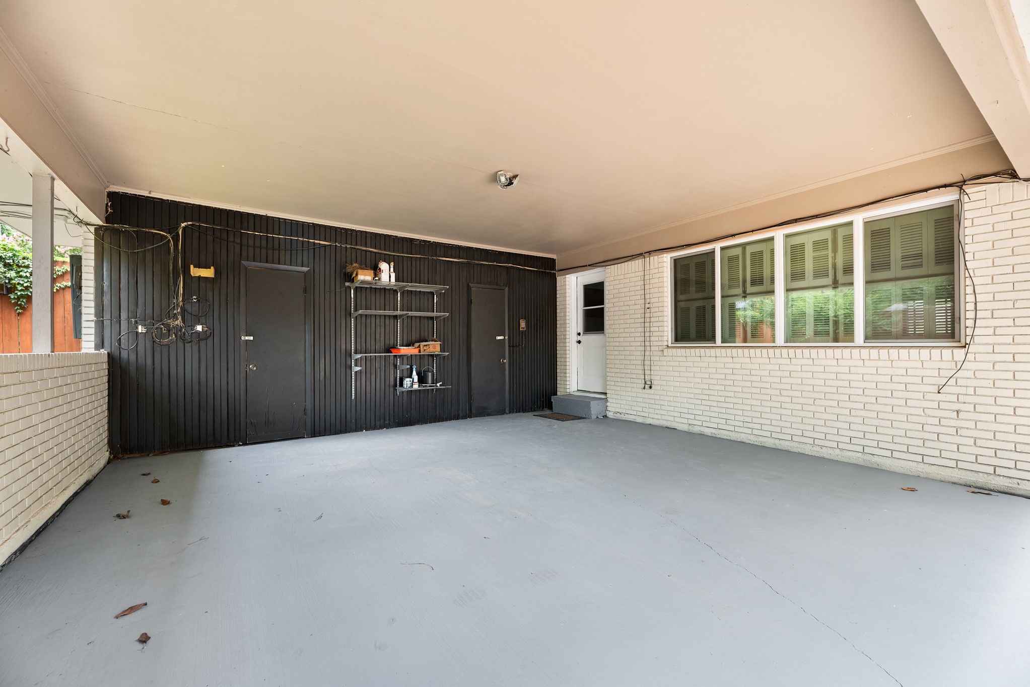 7405 Fenton Drive