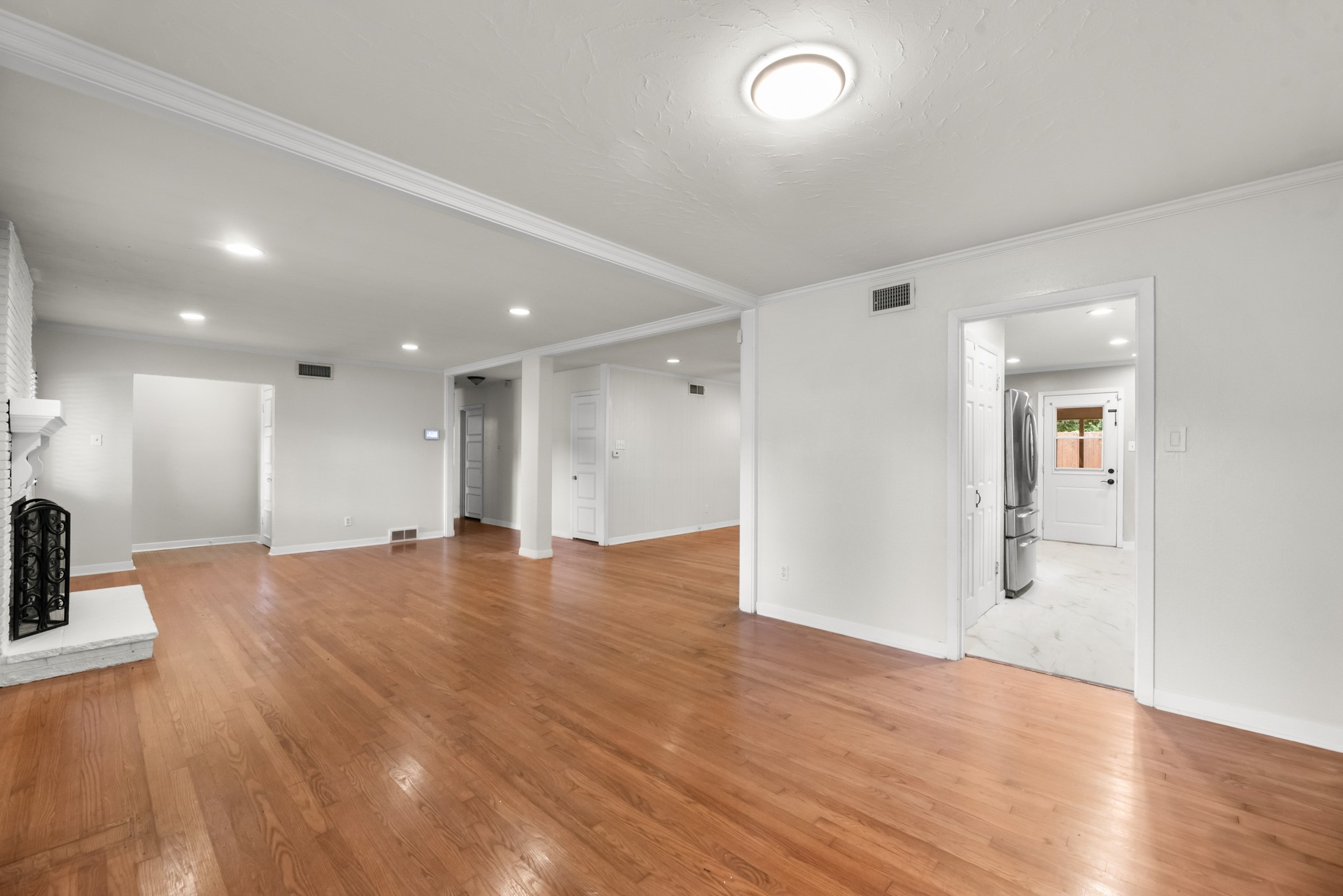 7405 Fenton Drive