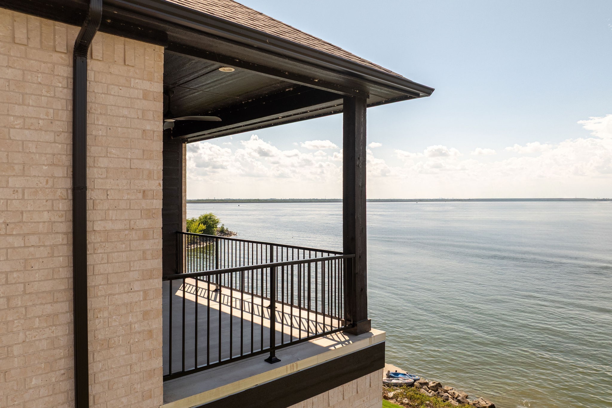 18015 Lake Ray Hubbard Drive