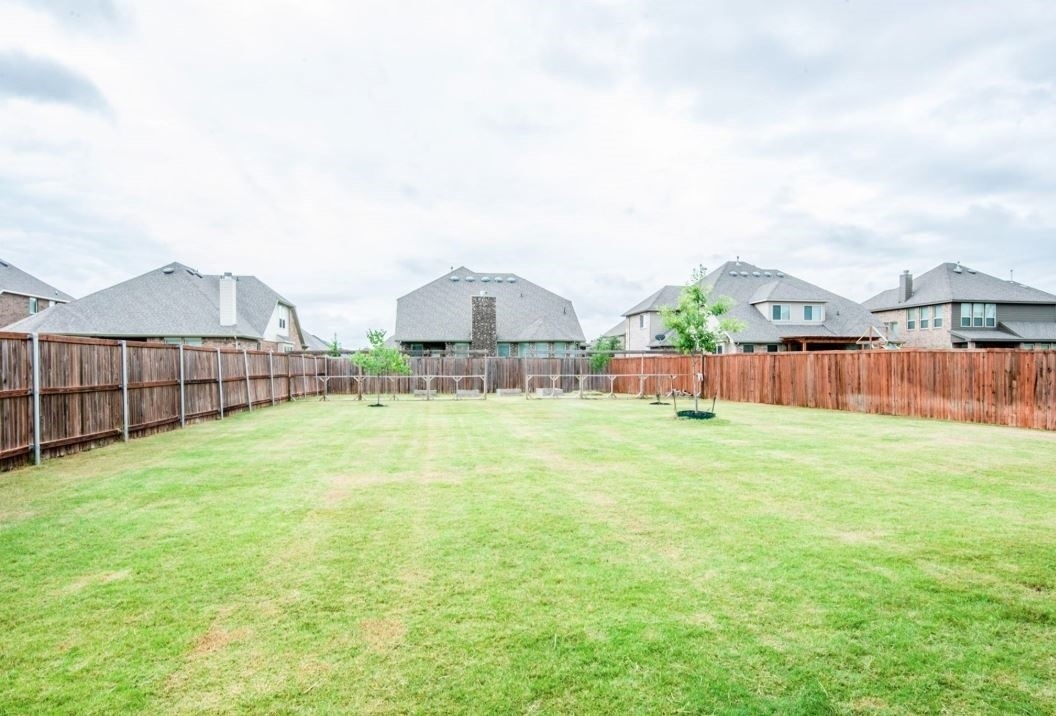 4600 Periwinkle Drive