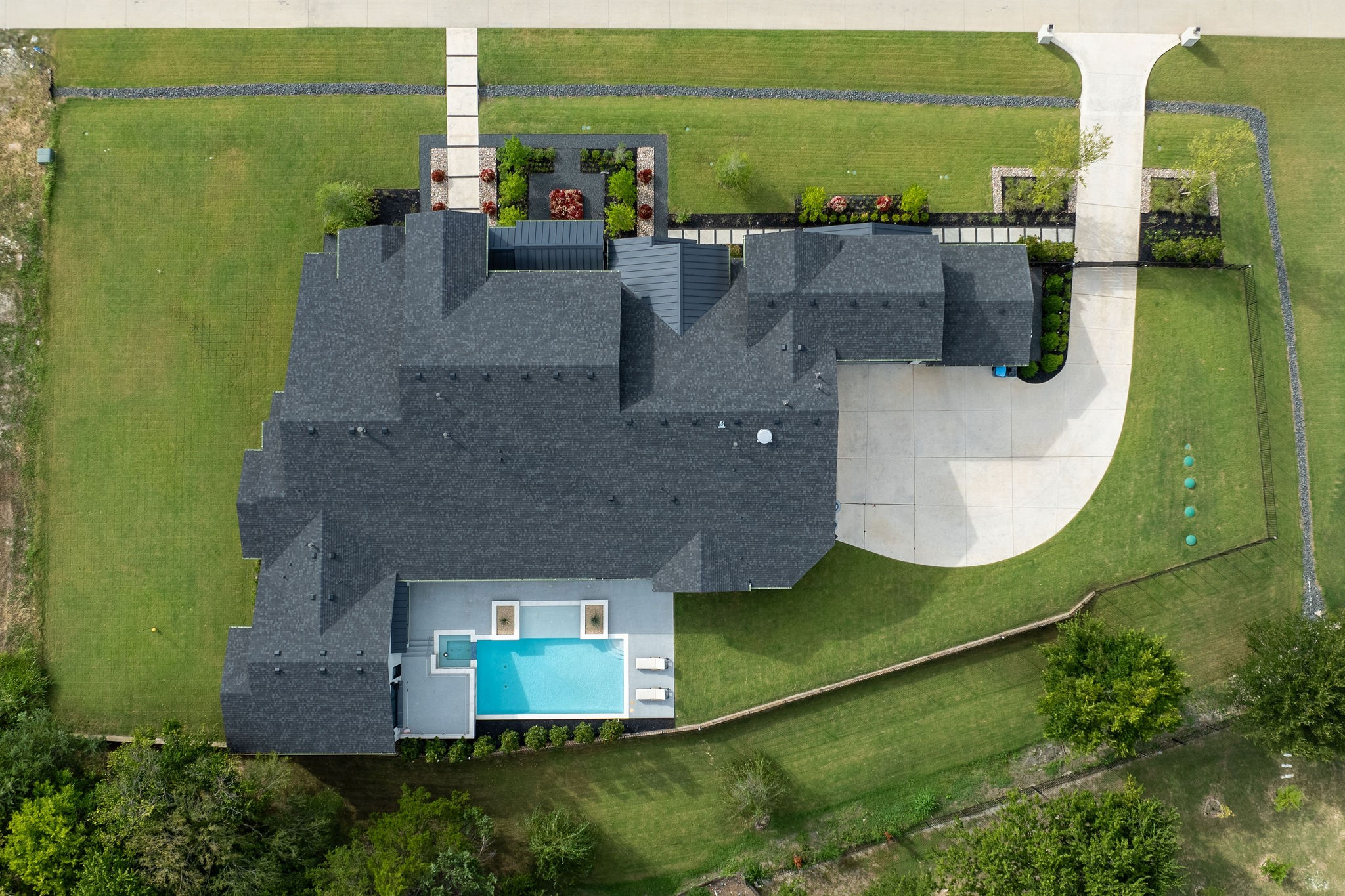 390 Broadwing Drive