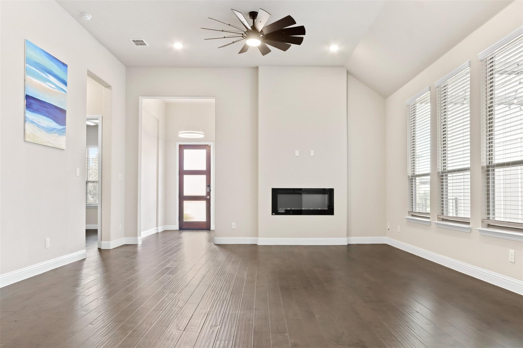 4307 Curtiss Drive
