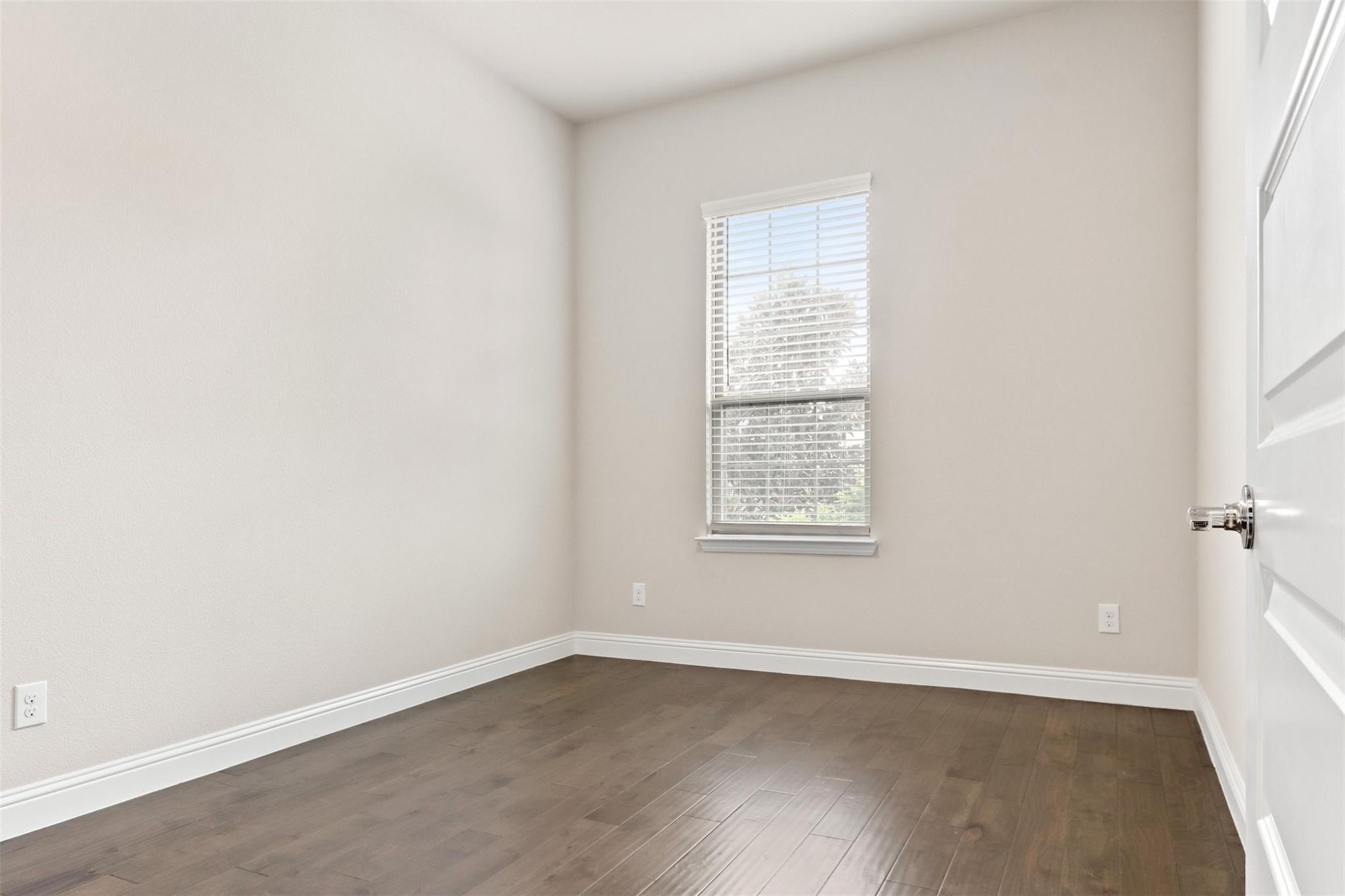 4307 Curtiss Drive