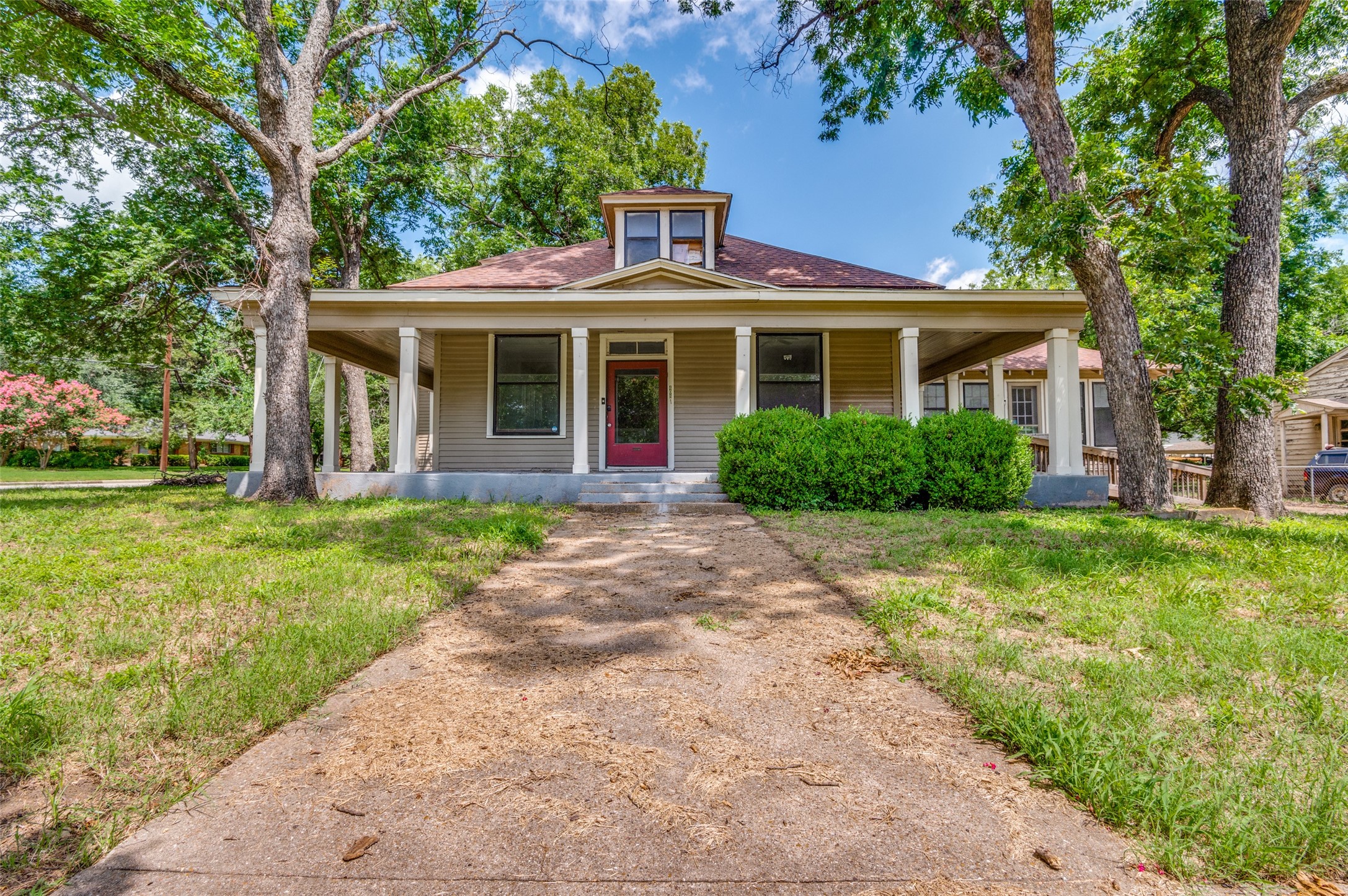 408 W Decatur Street