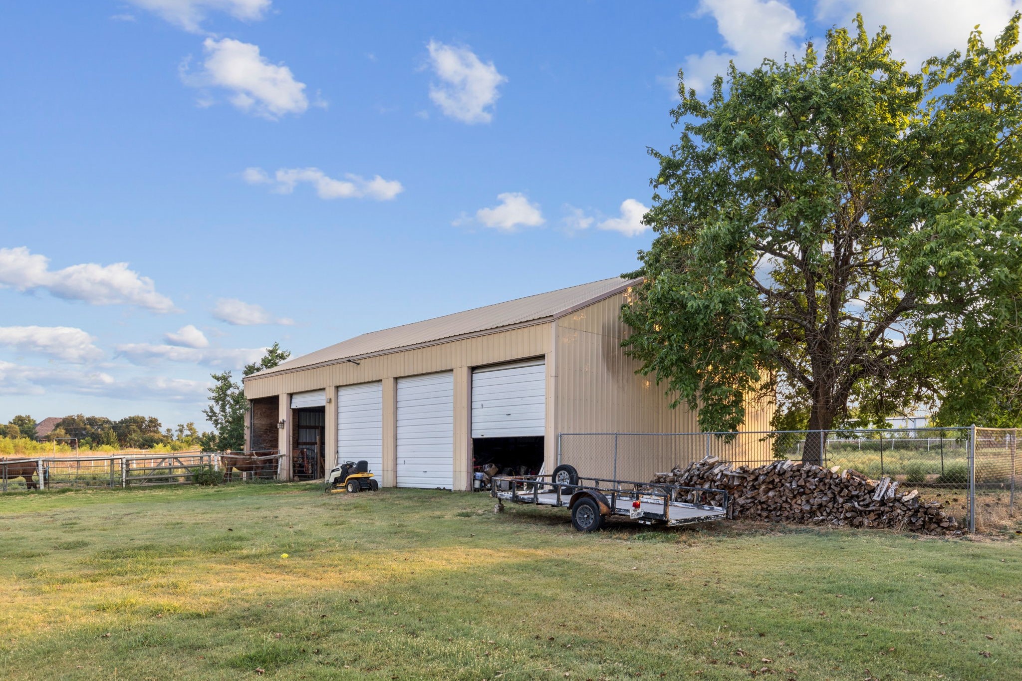 202 Blue Mound Road E