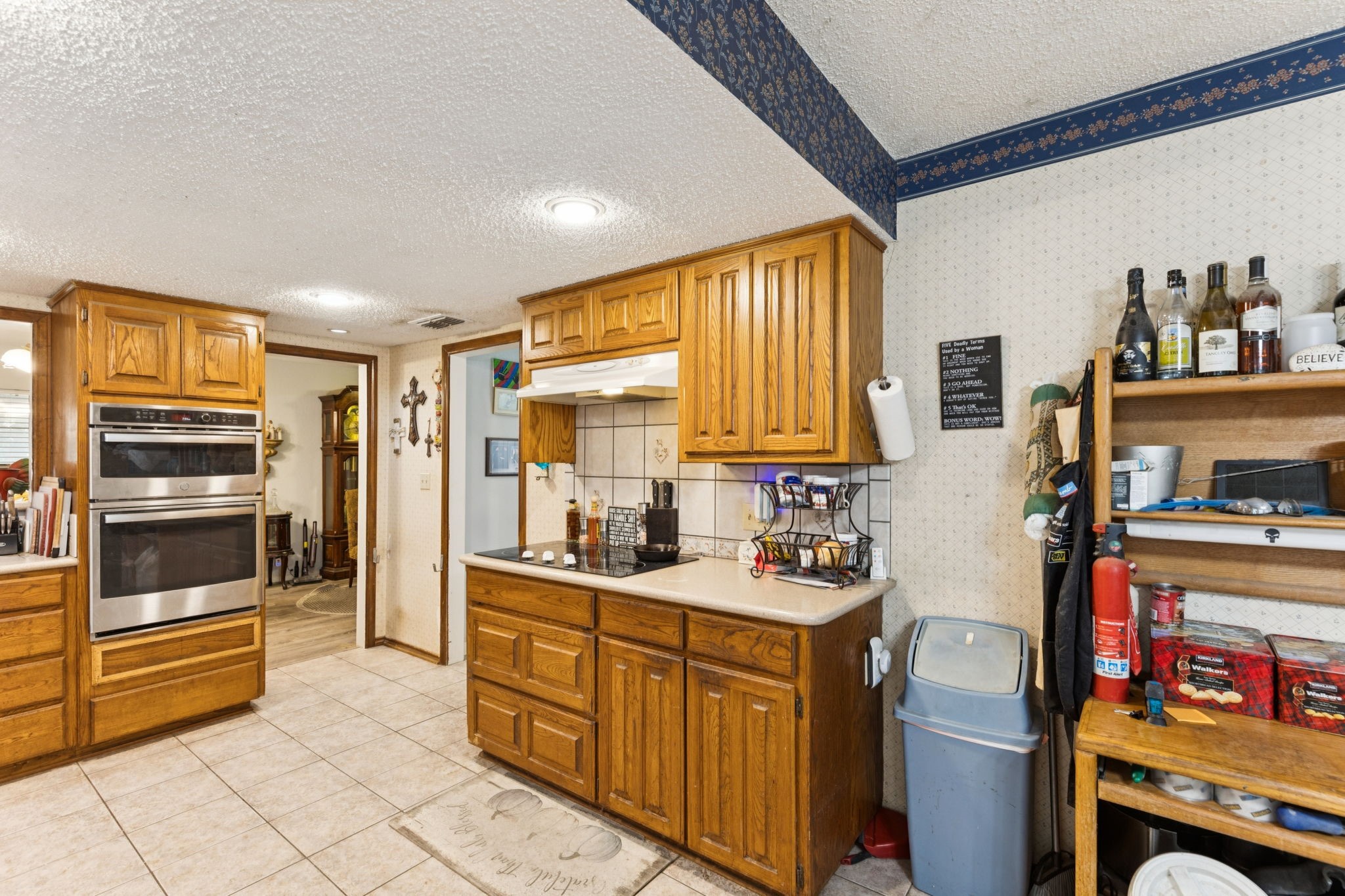 202 Blue Mound Road E