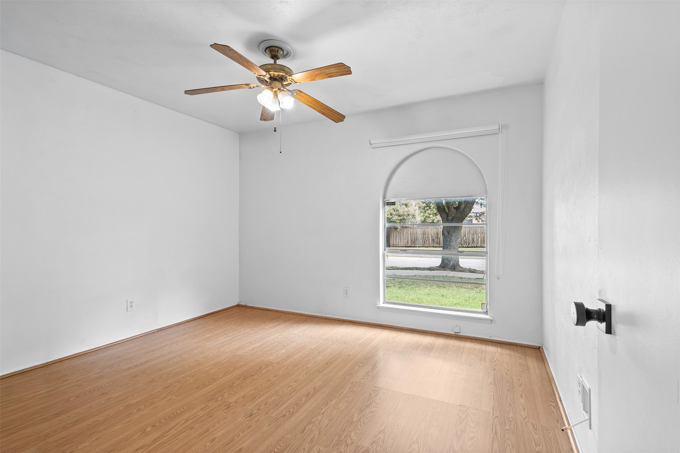 1440 Harvest Glen Drive