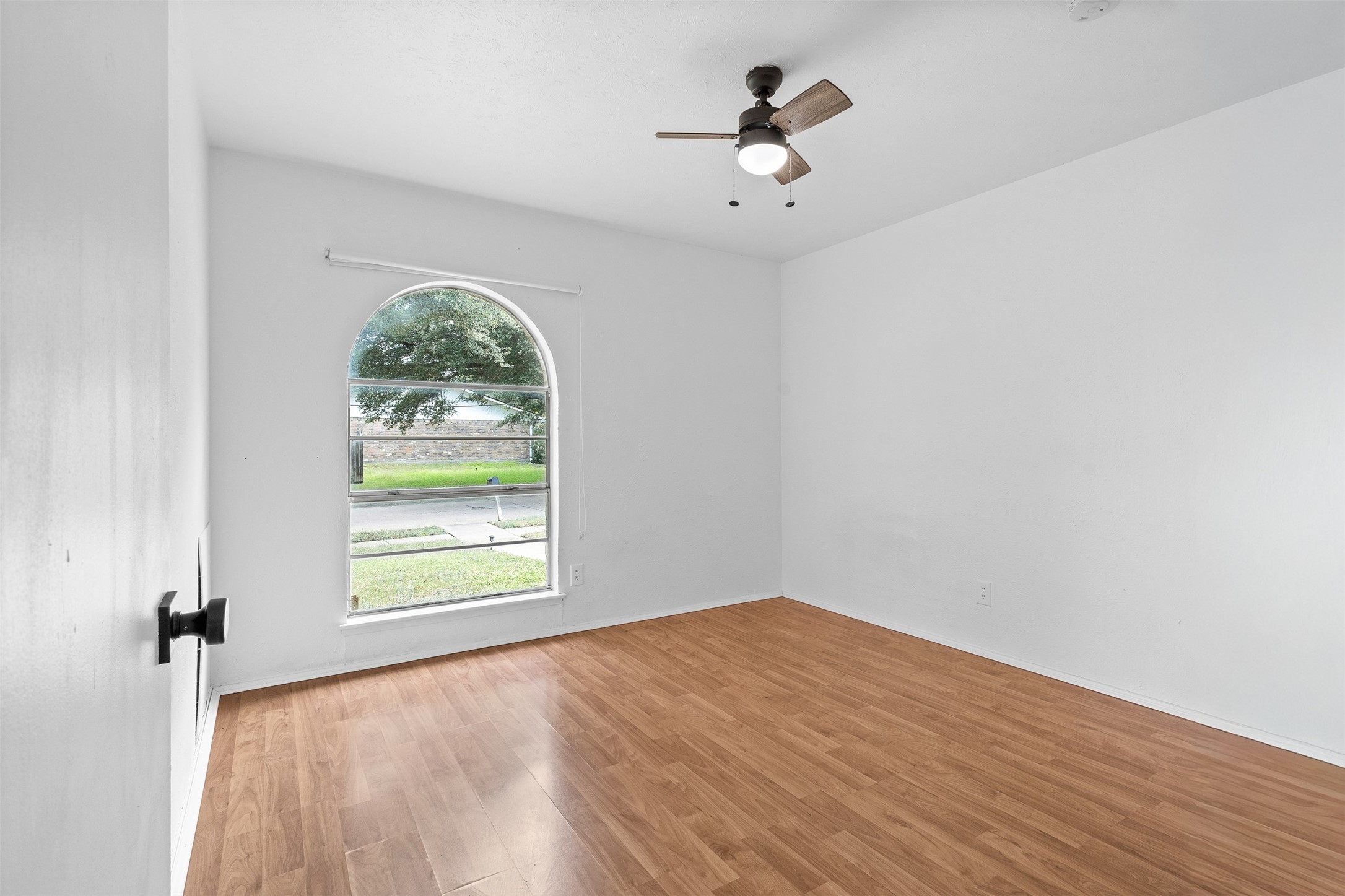 1440 Harvest Glen Drive