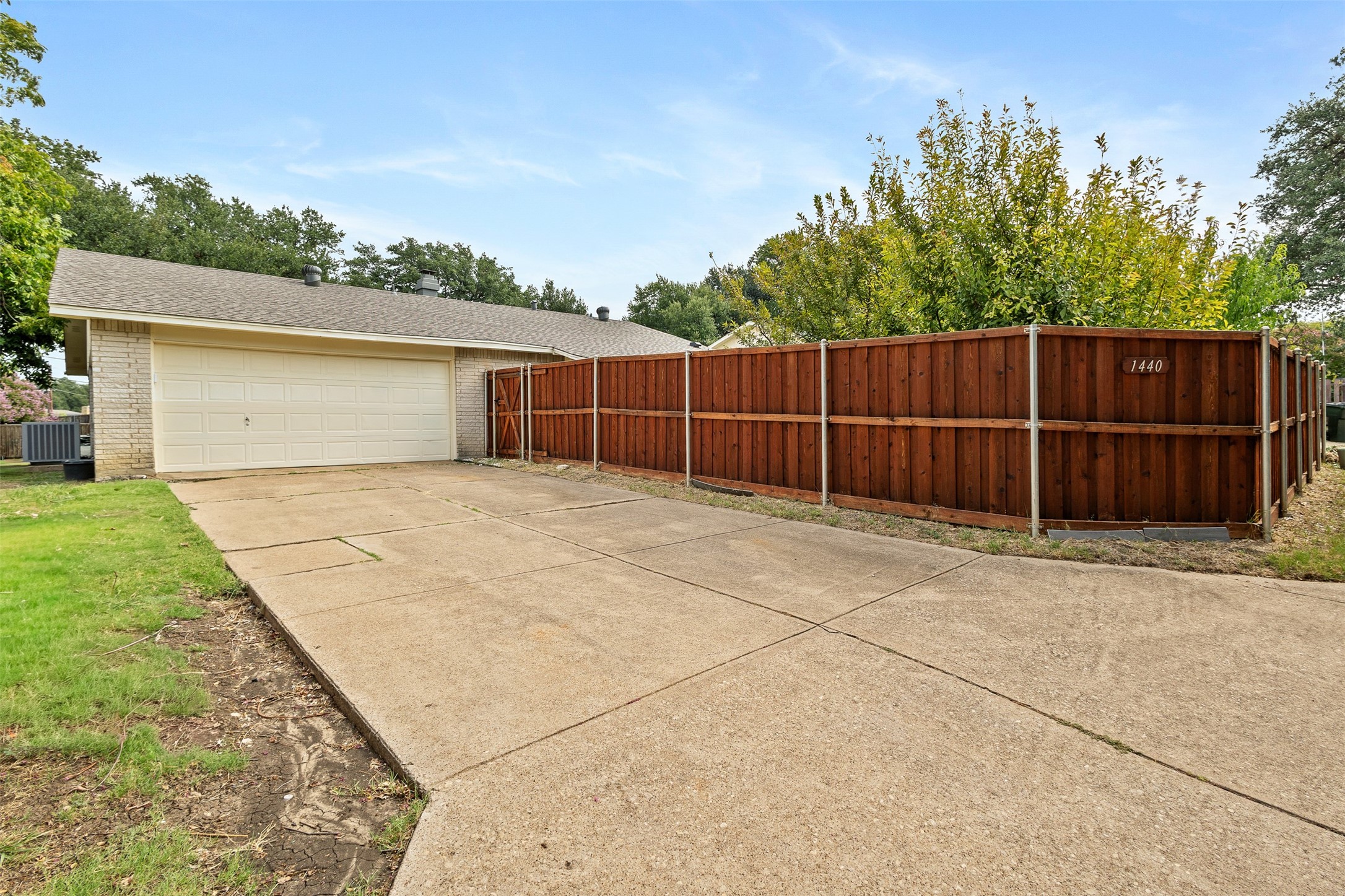 1440 Harvest Glen Drive