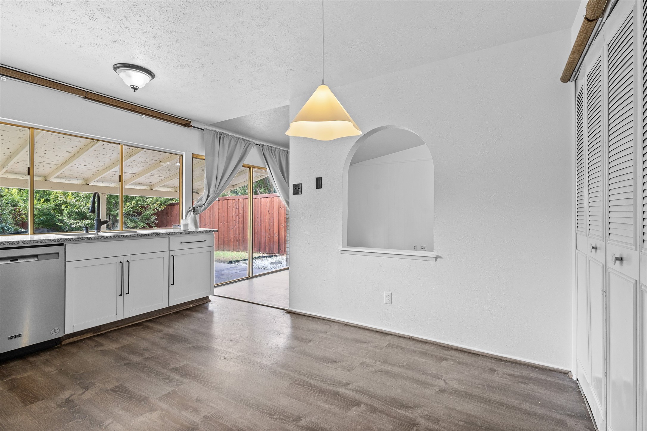 1440 Harvest Glen Drive