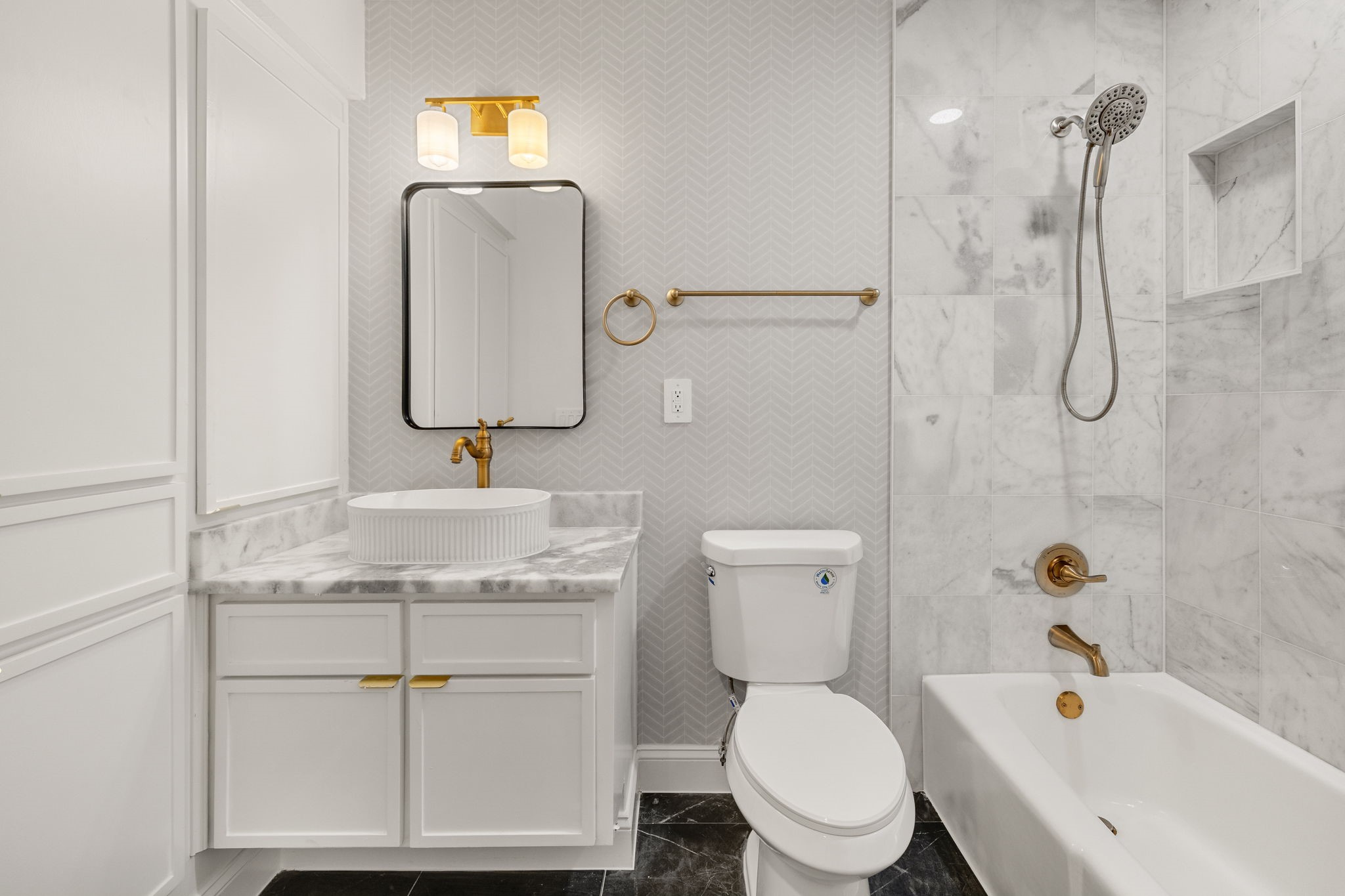 5827 Brushy Creek Trail