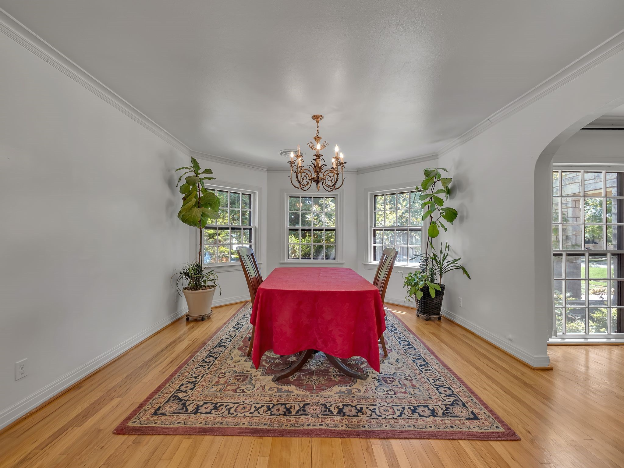 1531 Cedar Hill Avenue