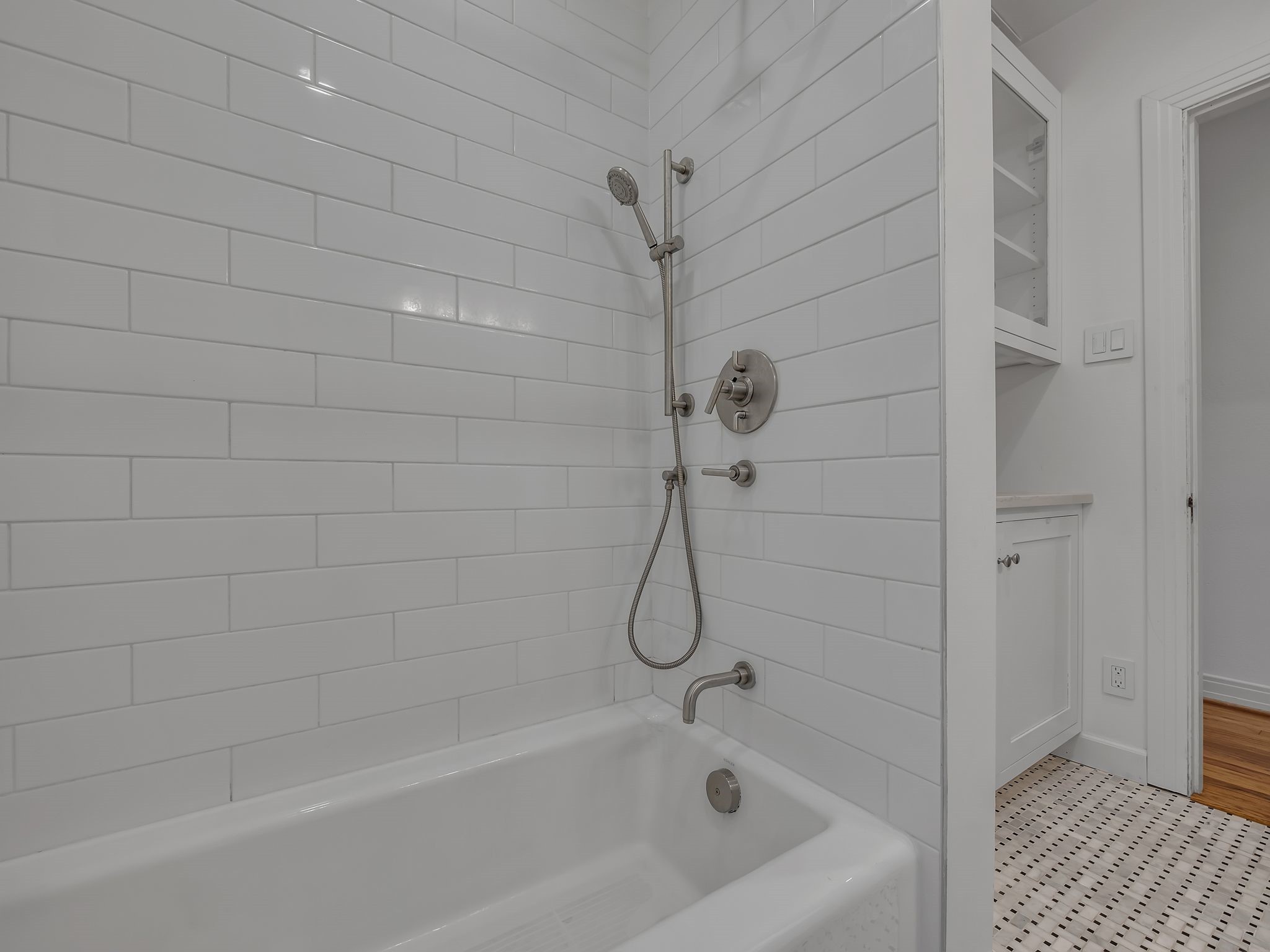 1531 Cedar Hill Avenue