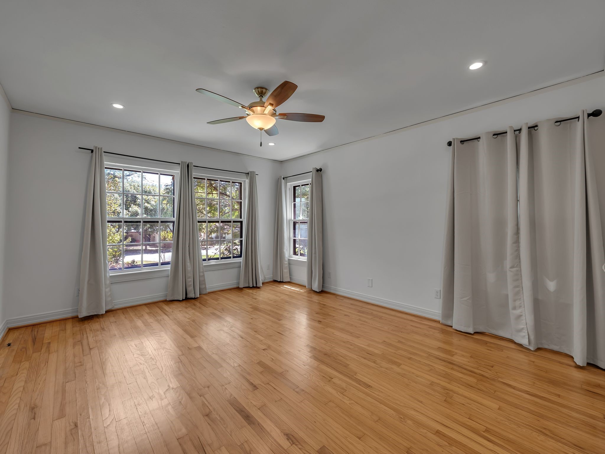 1531 Cedar Hill Avenue