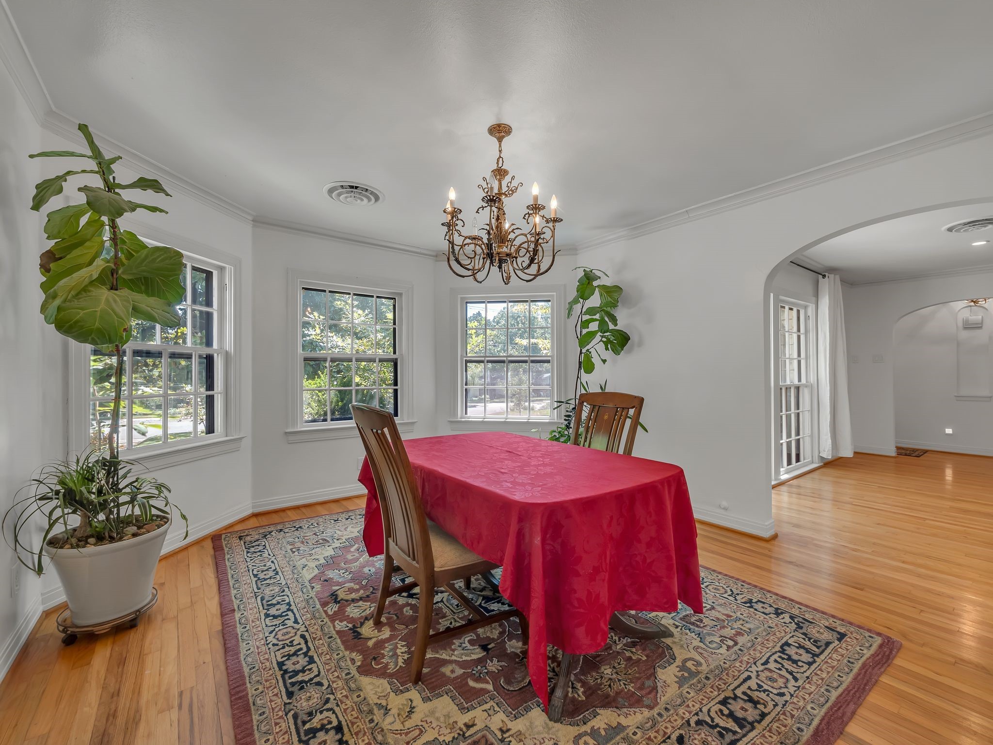 1531 Cedar Hill Avenue