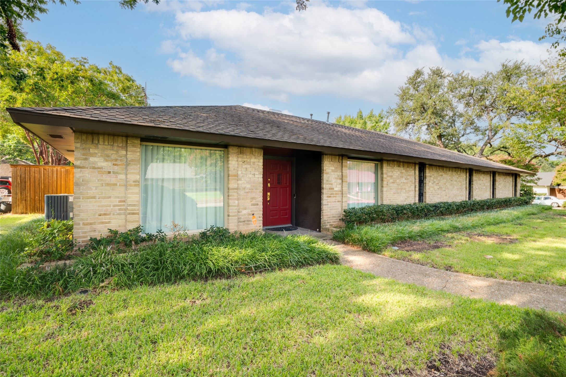 4032 Echo Glen Drive