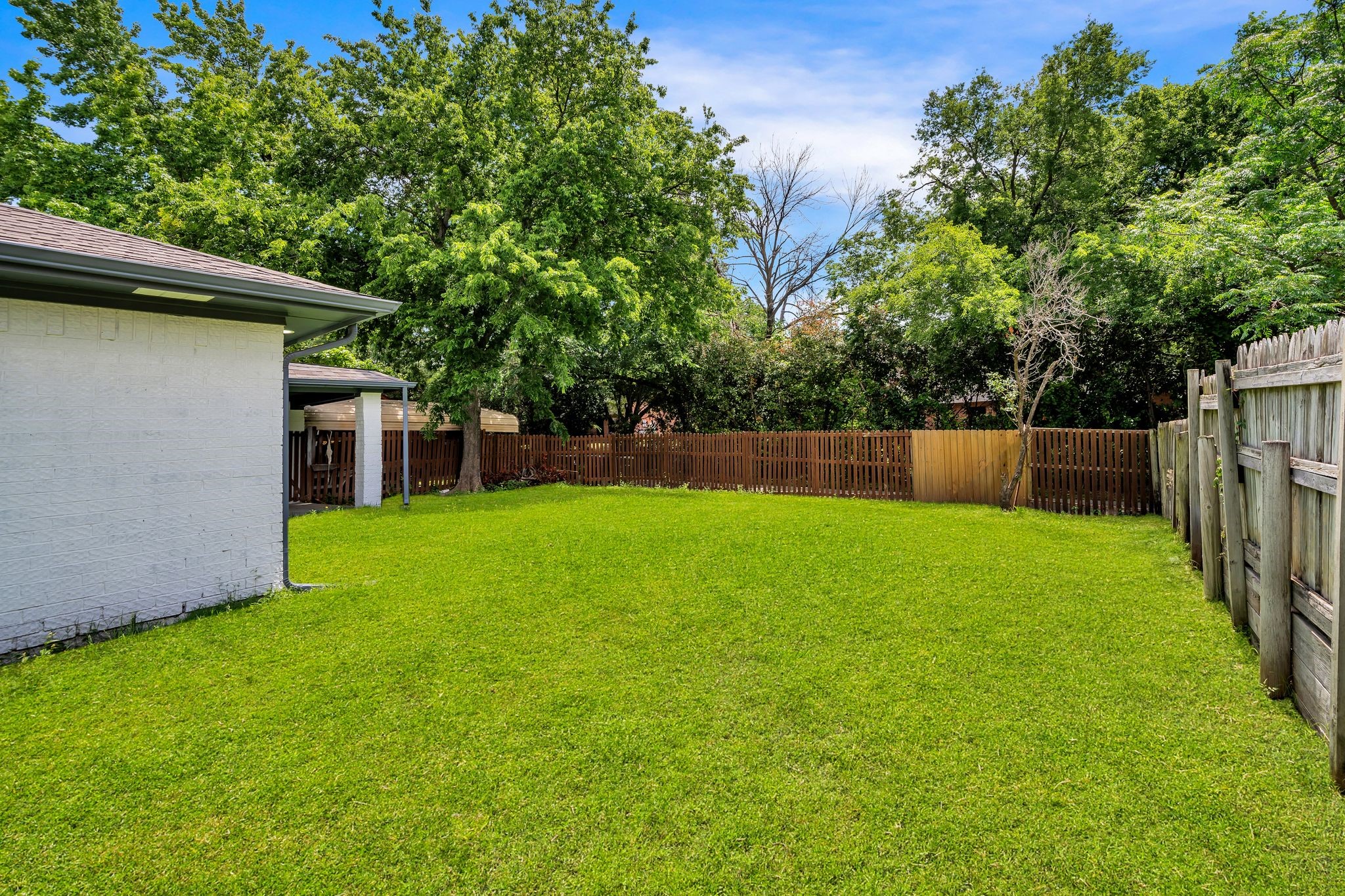 4122 Azalea Lane