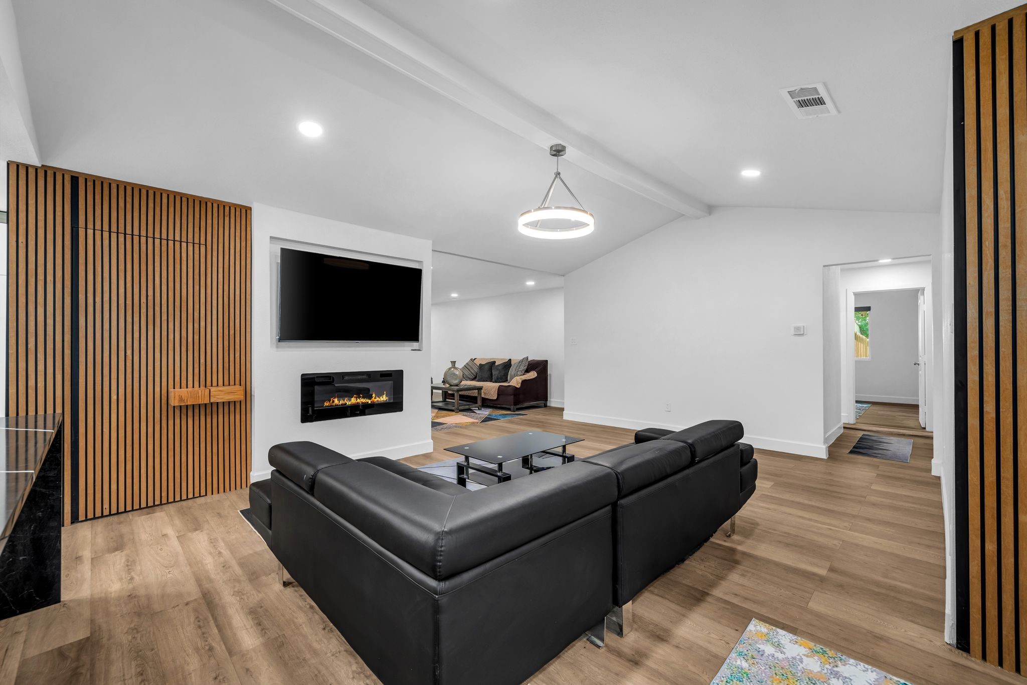 4122 Azalea Lane