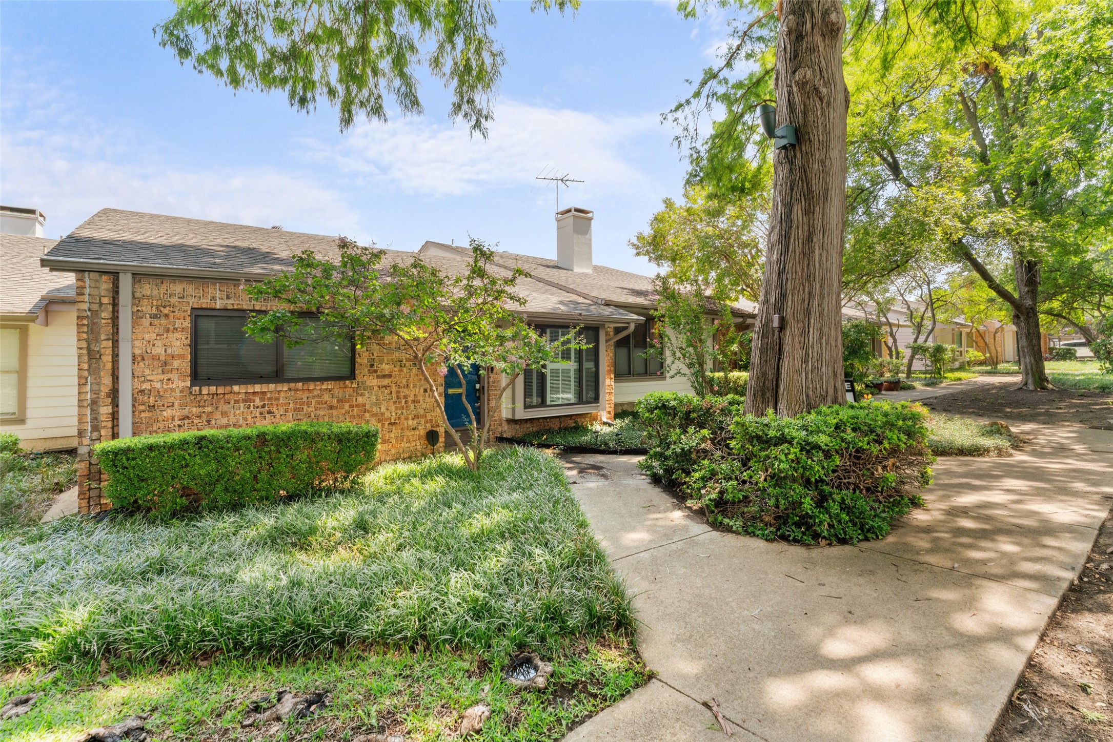 13643 Weald Green Street