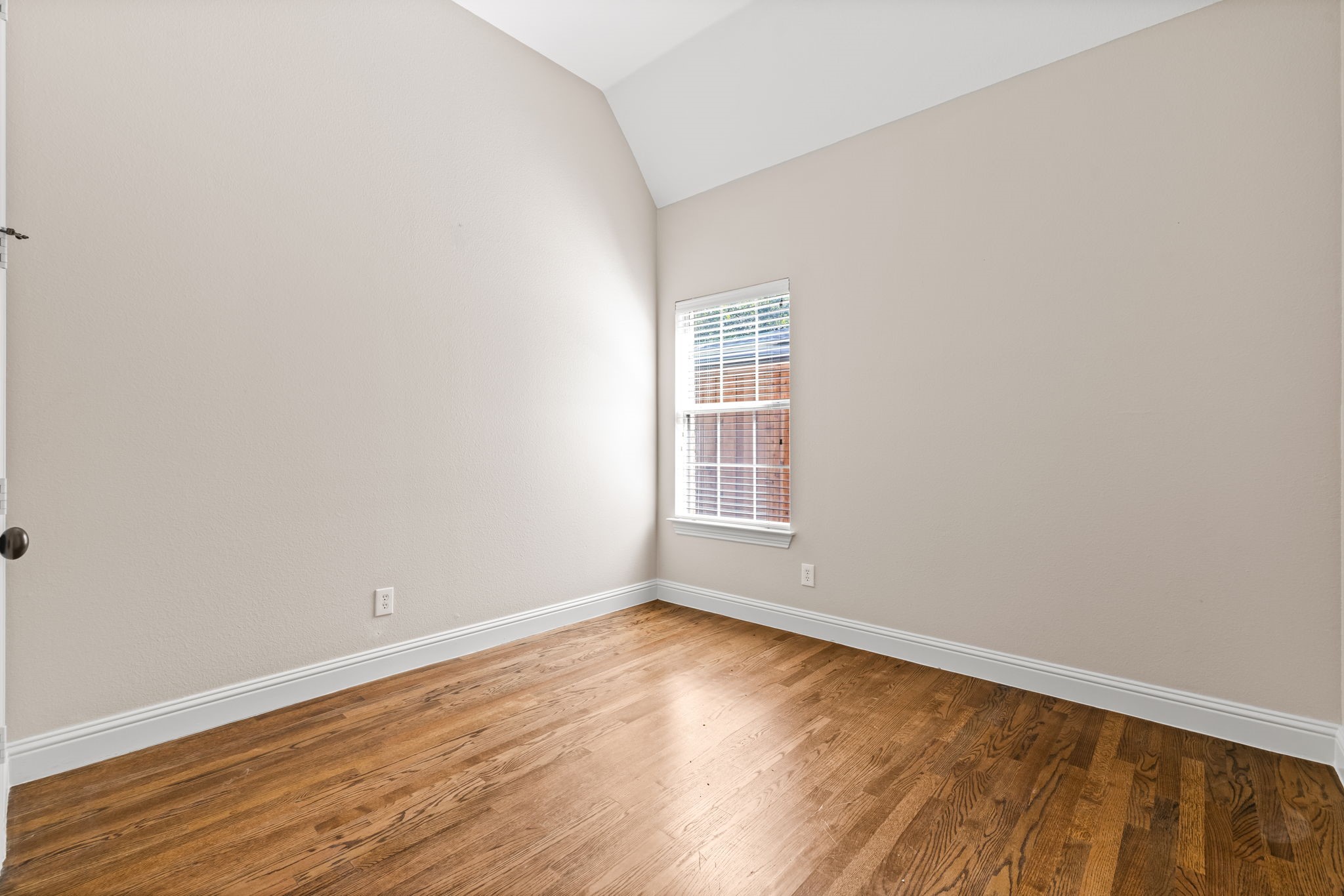 8204 Ridgelea Street