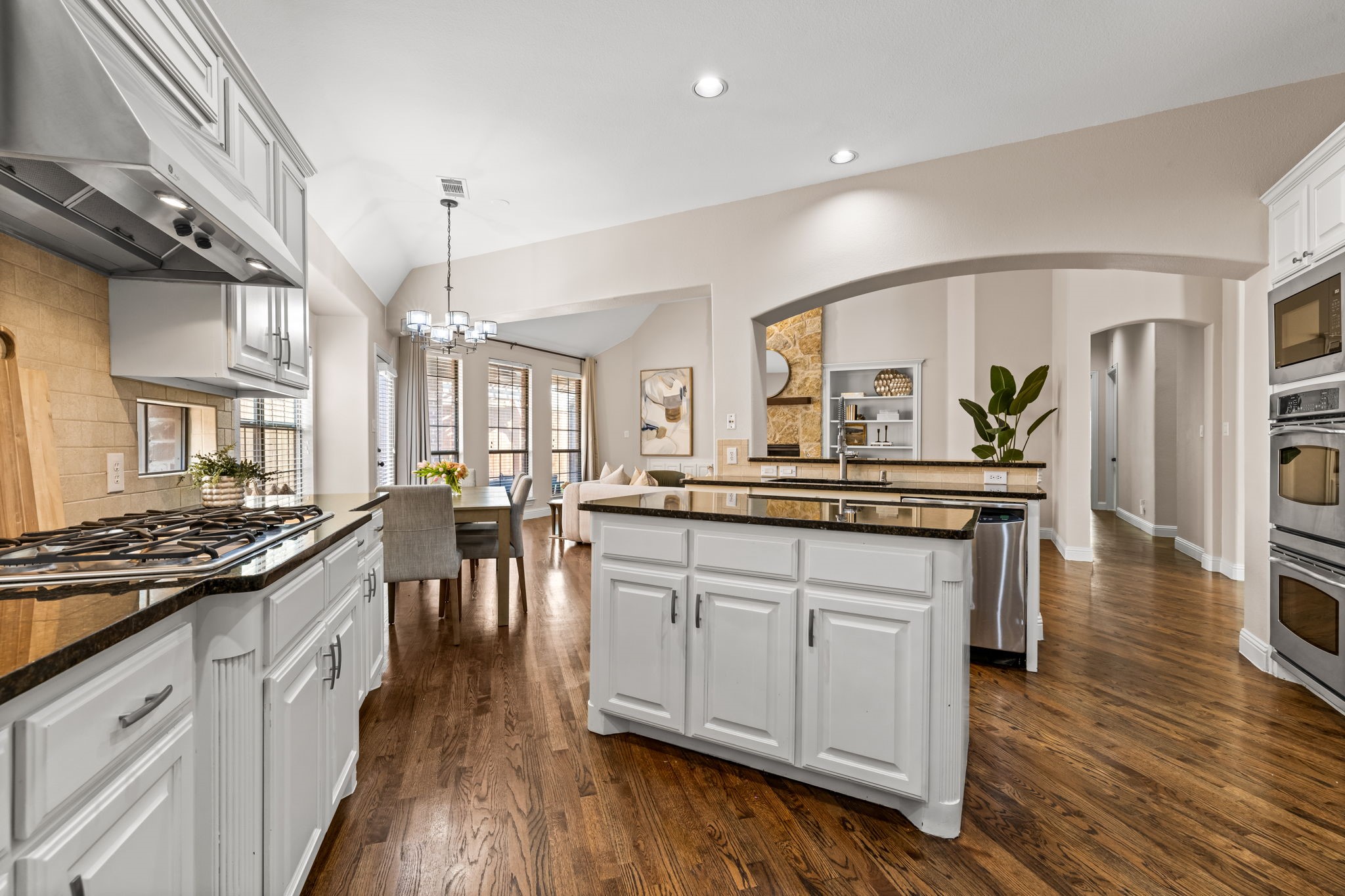 8204 Ridgelea Street