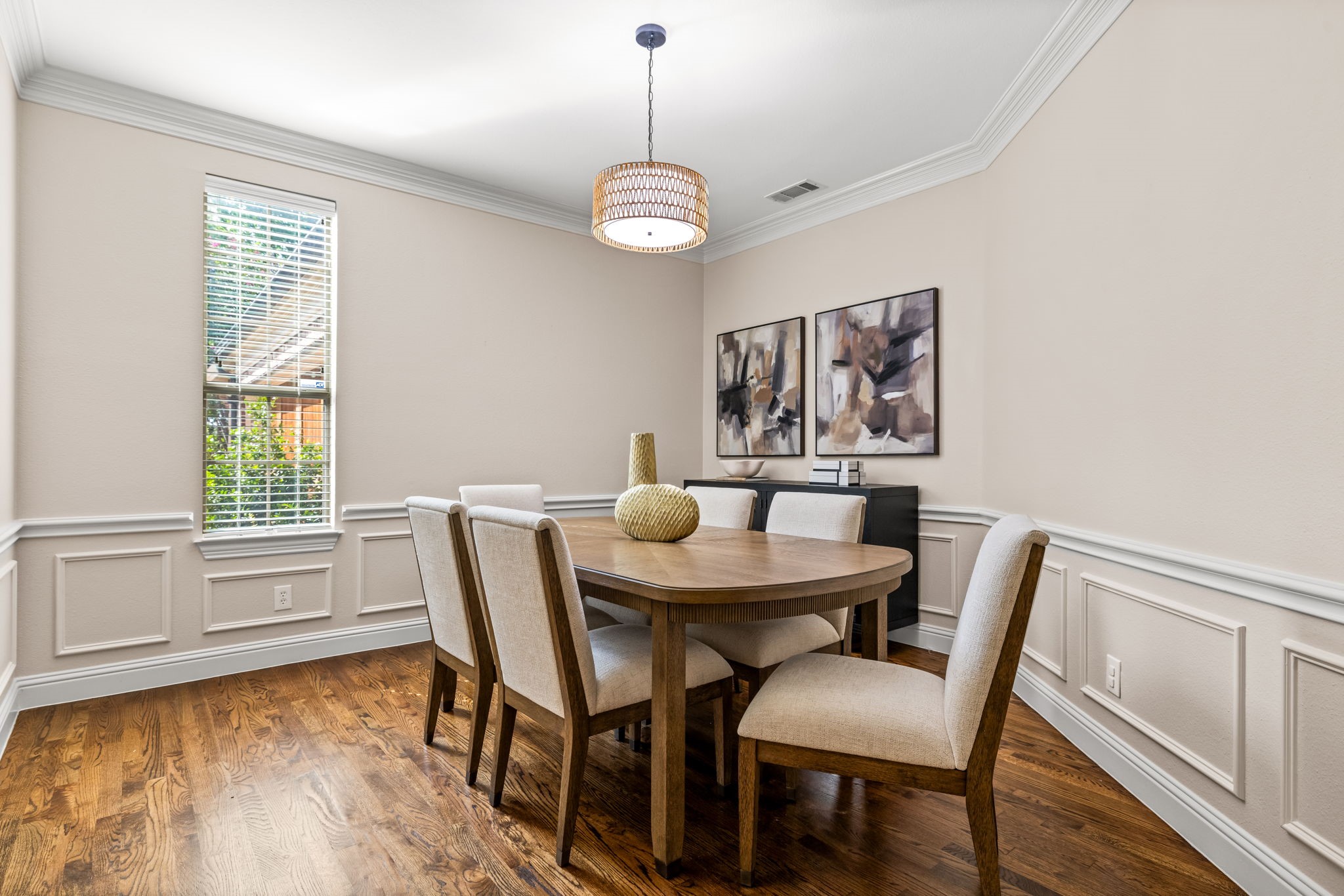 8204 Ridgelea Street