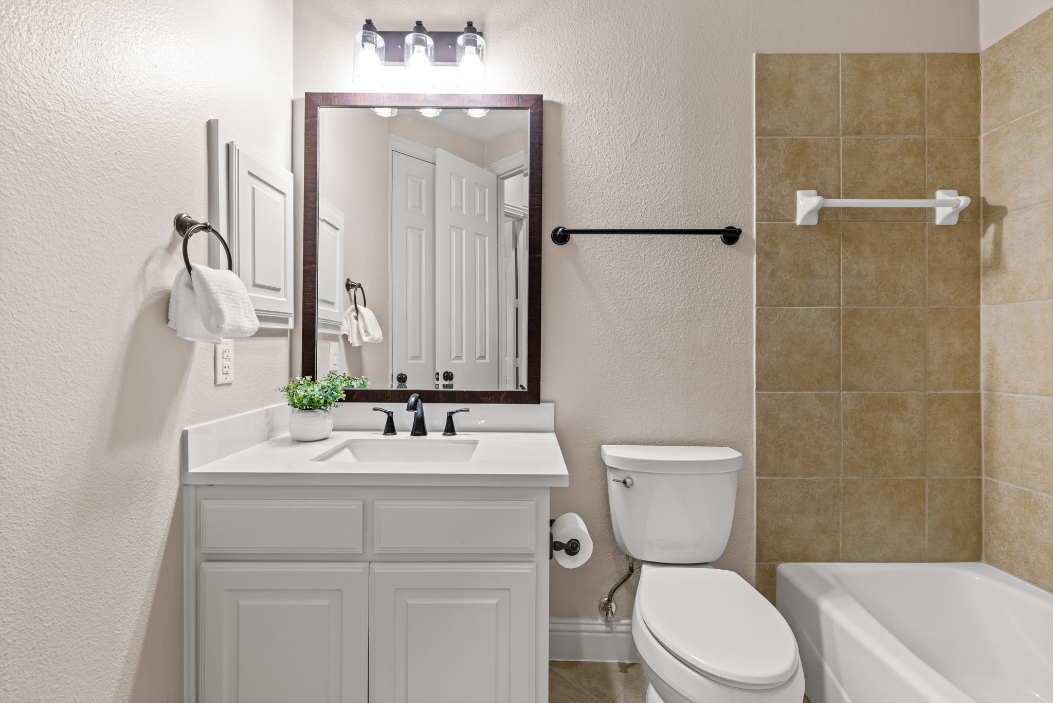 8204 Ridgelea Street