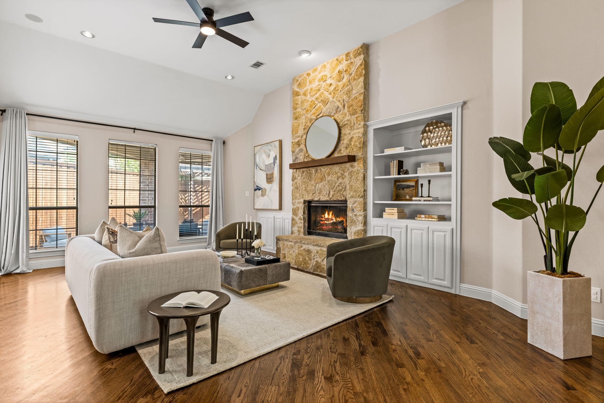 8204 Ridgelea Street