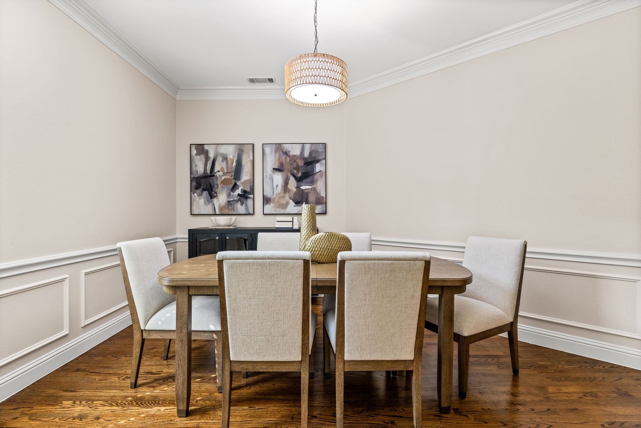 8204 Ridgelea Street